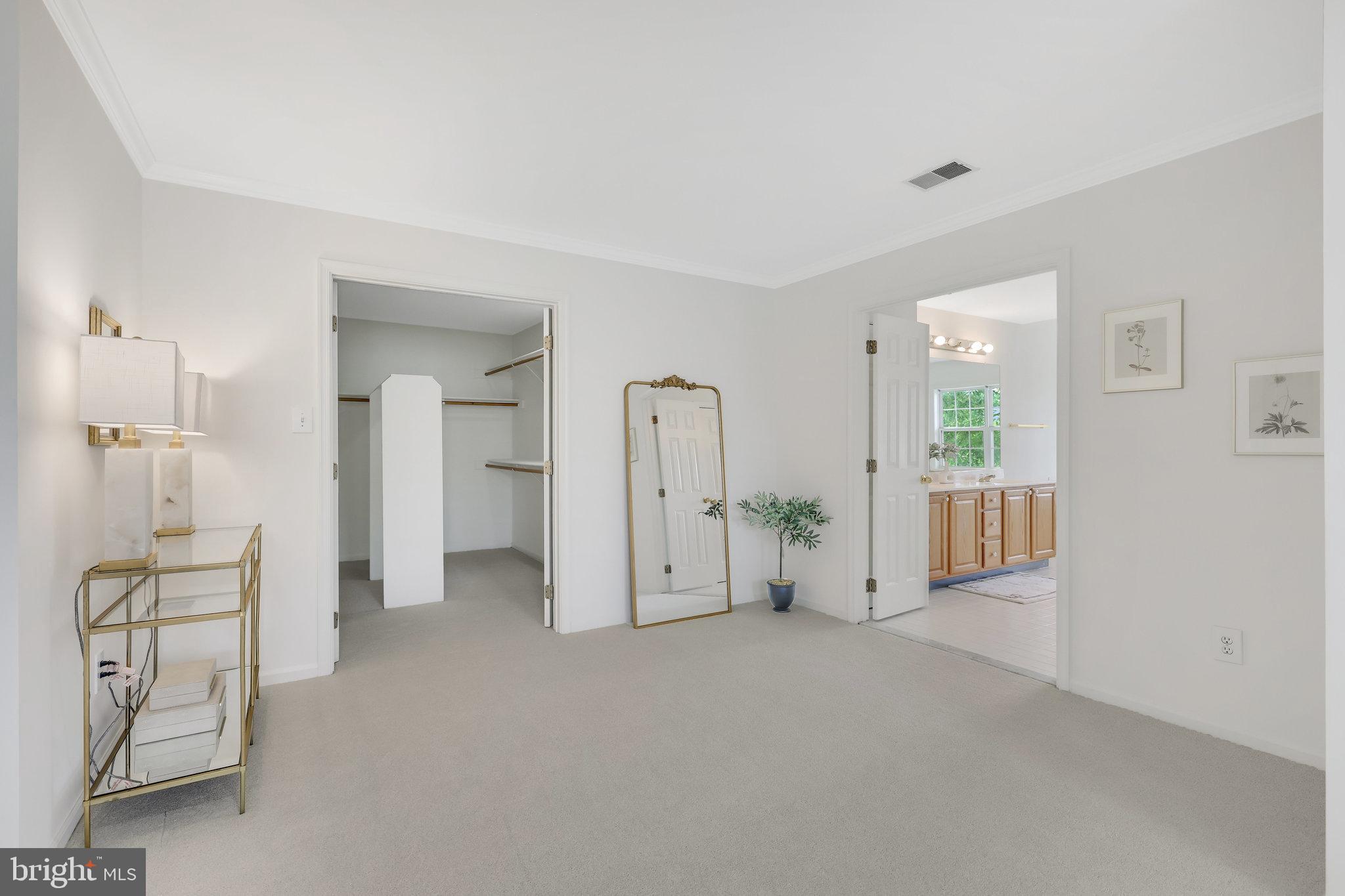 CINNAMON OAKS - Residential