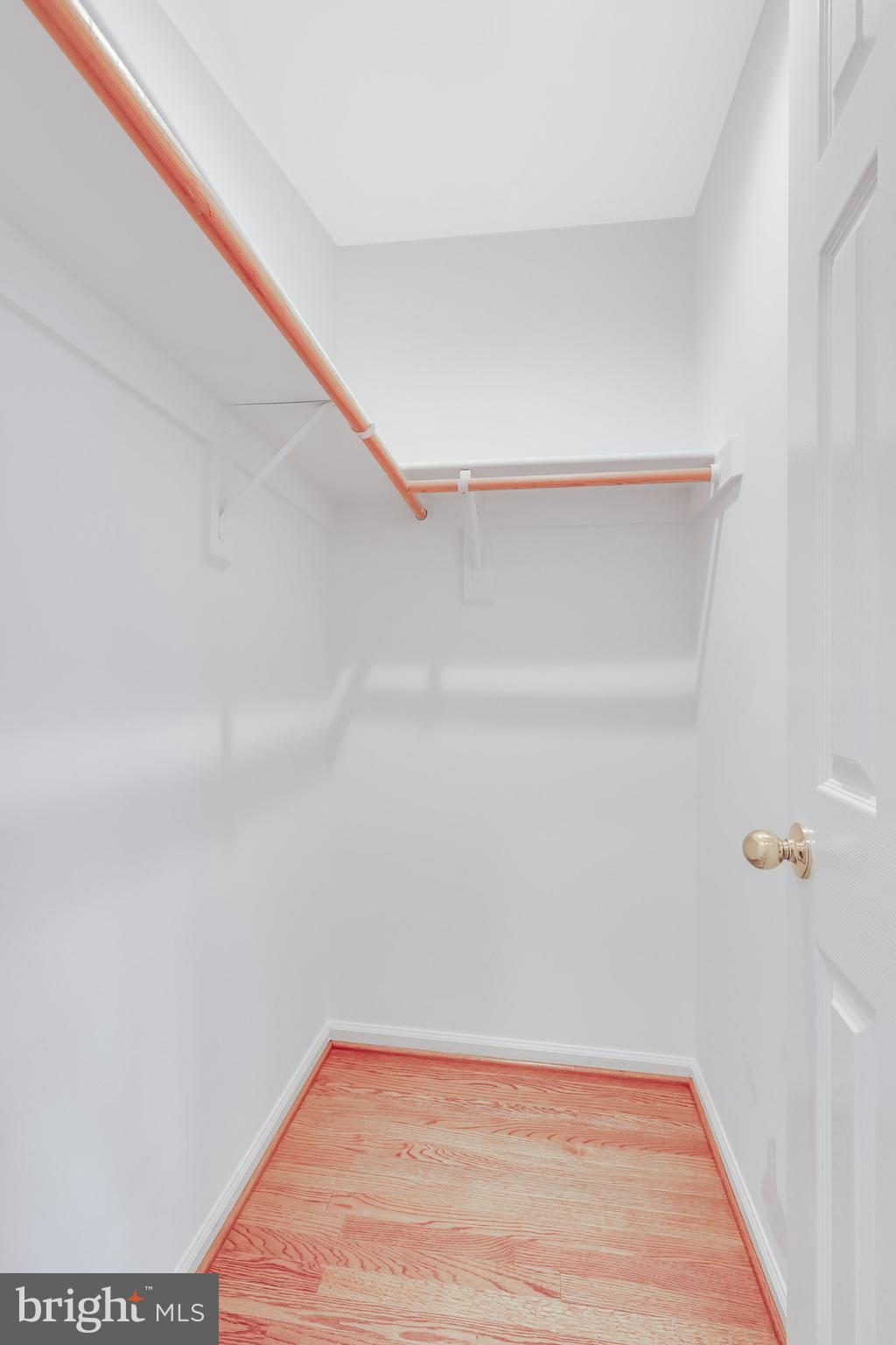 CINNAMON OAKS - Residential