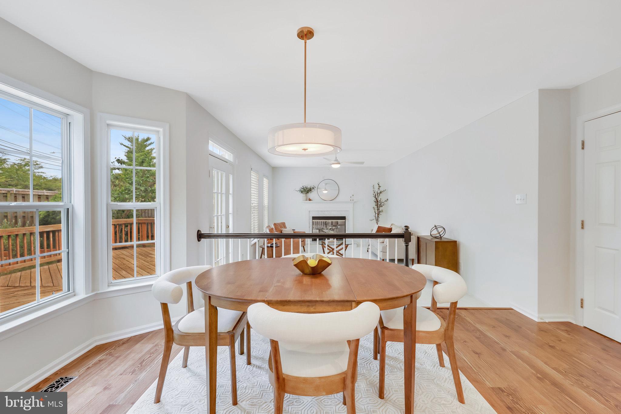 CINNAMON OAKS - Residential