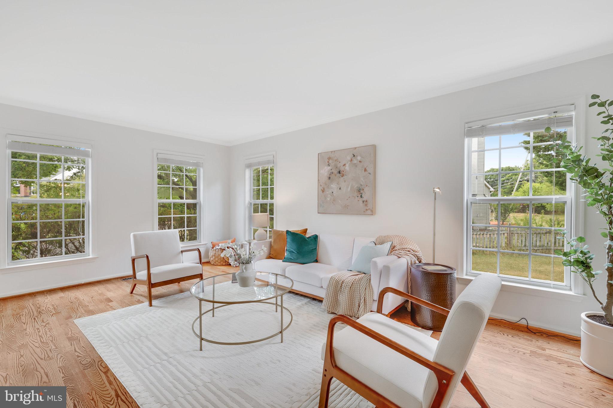 CINNAMON OAKS - Residential