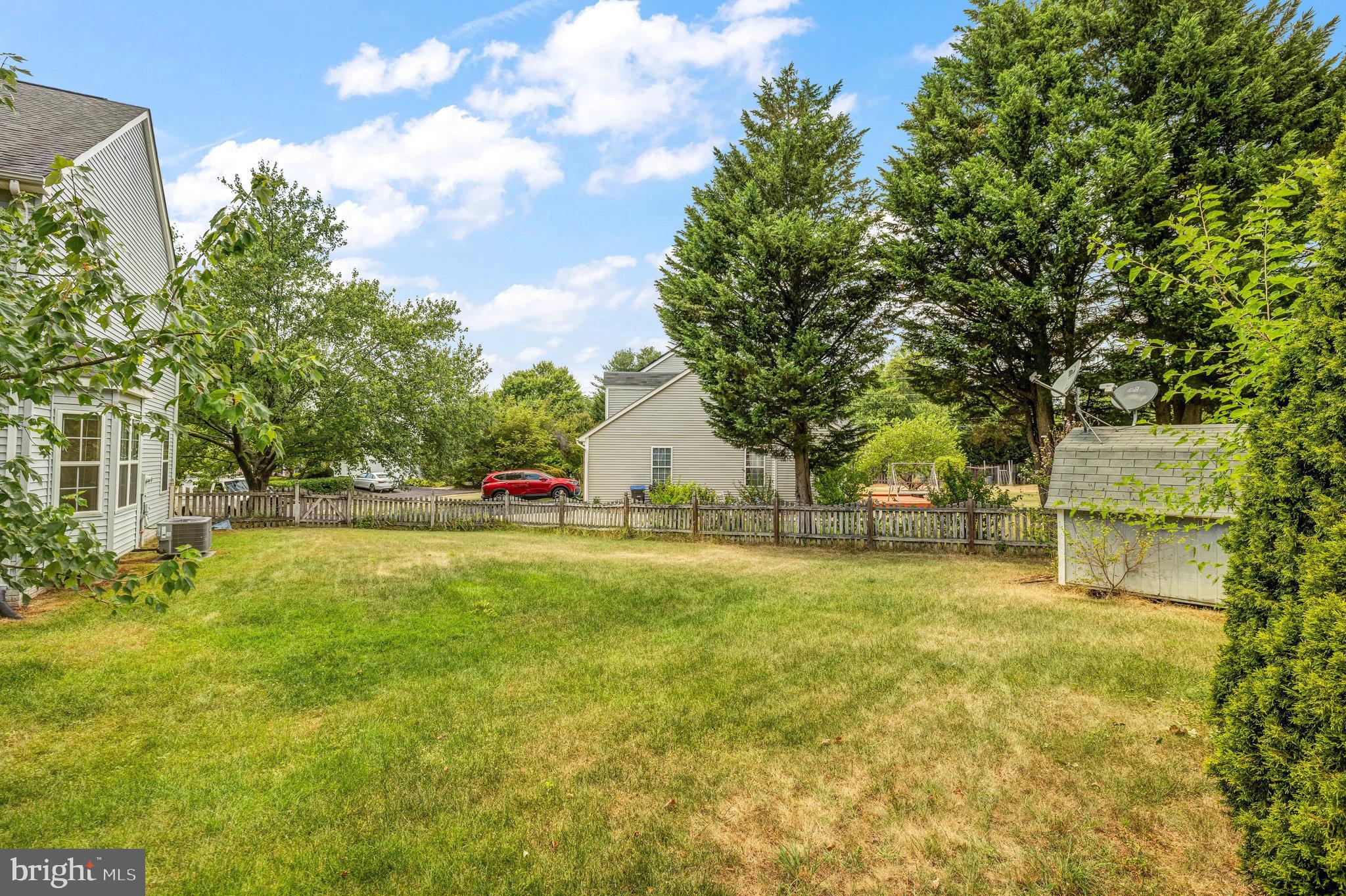 CINNAMON OAKS - Residential