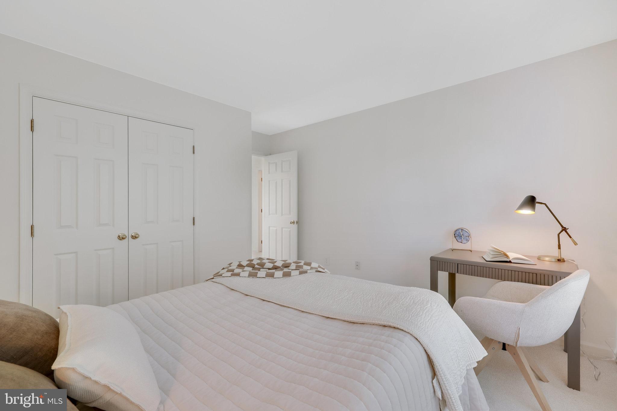 CINNAMON OAKS - Residential