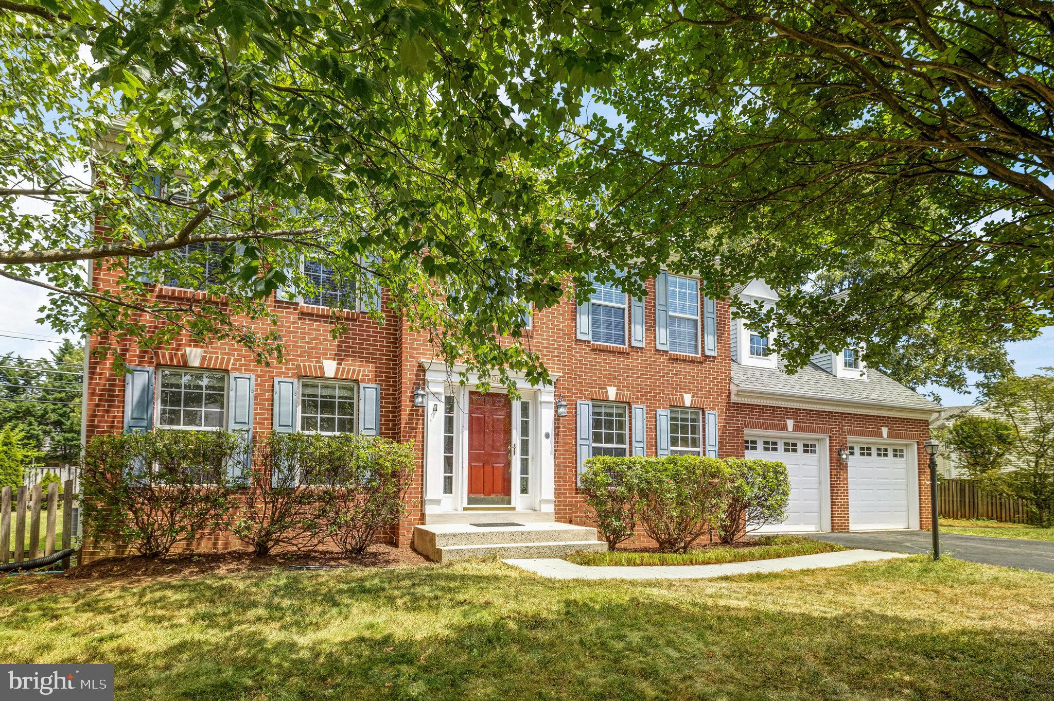 CINNAMON OAKS - Residential