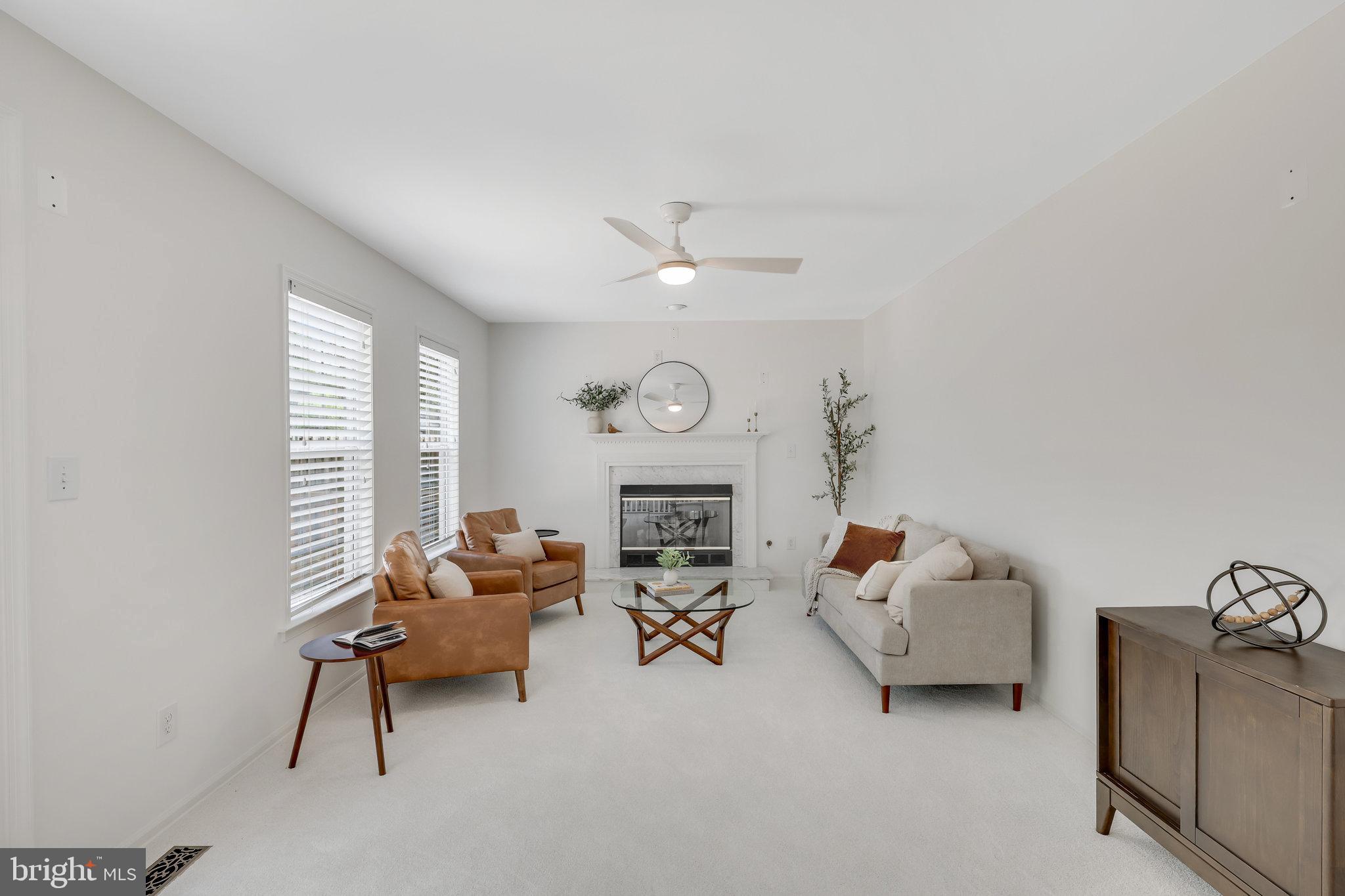 CINNAMON OAKS - Residential