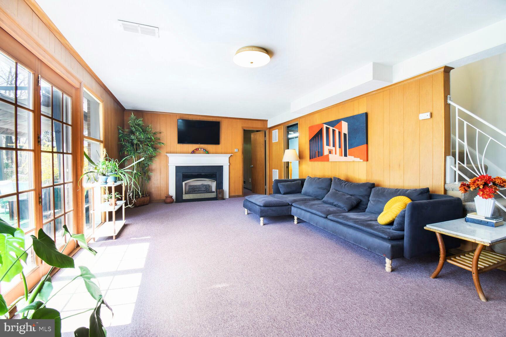 GARRETT FOREST - Residential