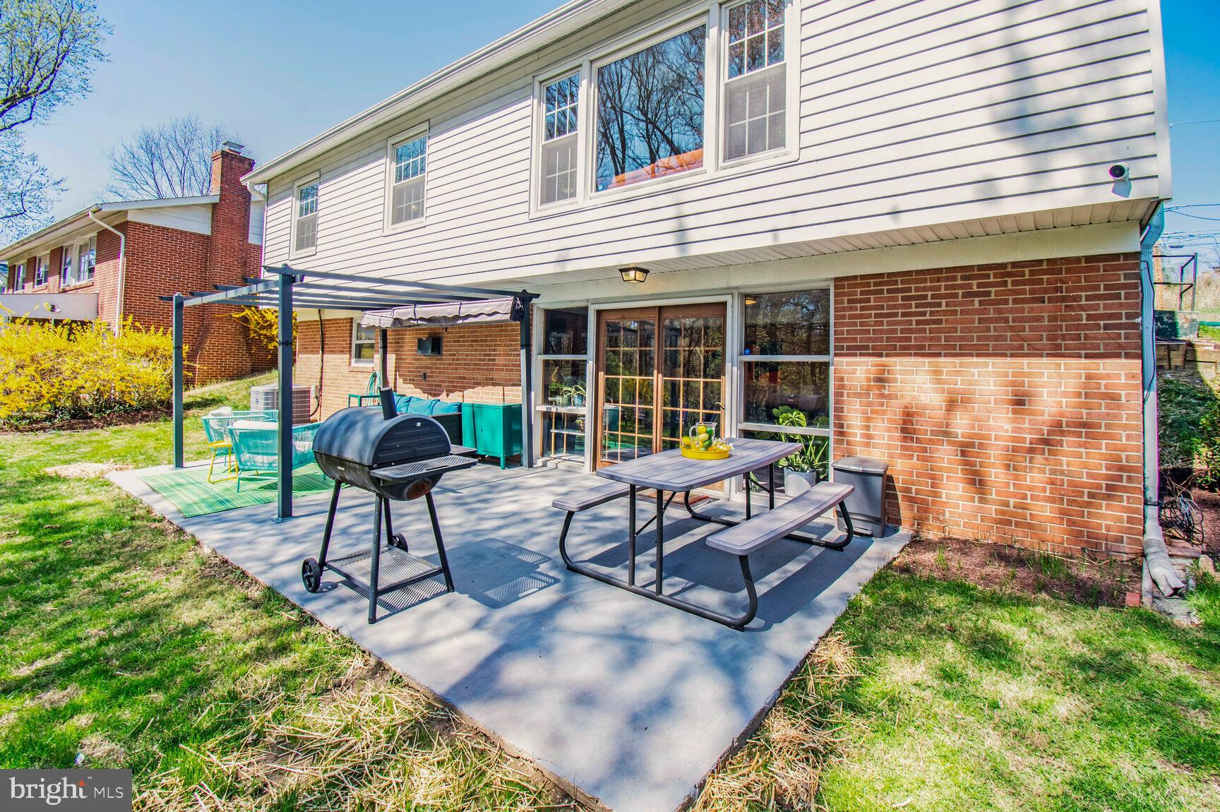 GARRETT FOREST - Residential