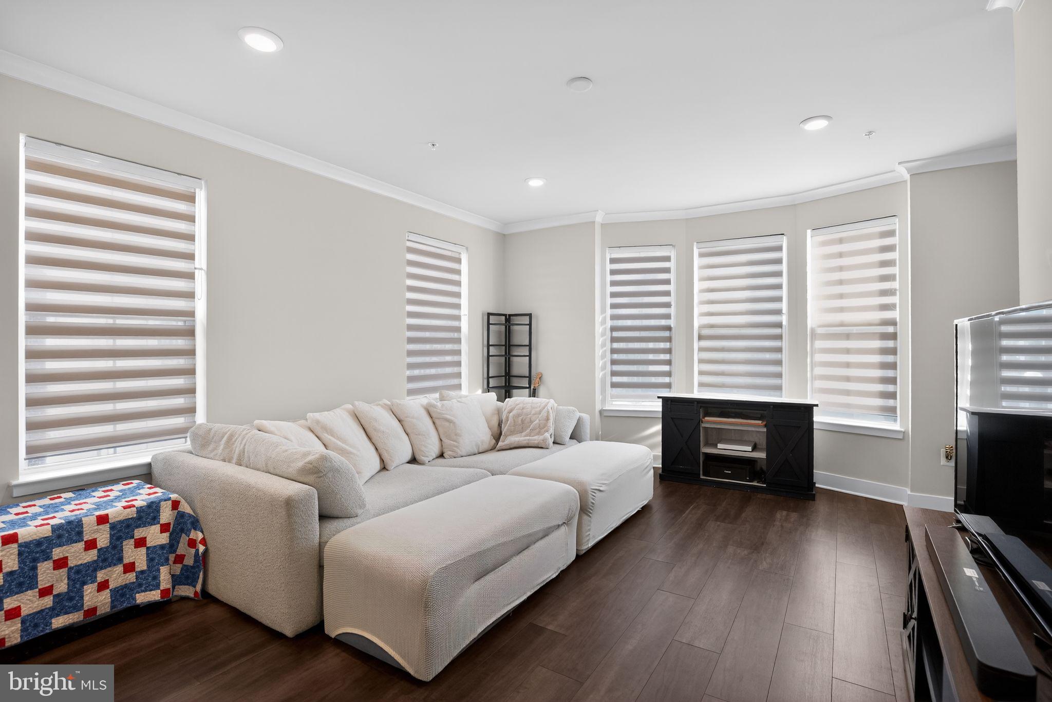 STONEHAVEN - Residential