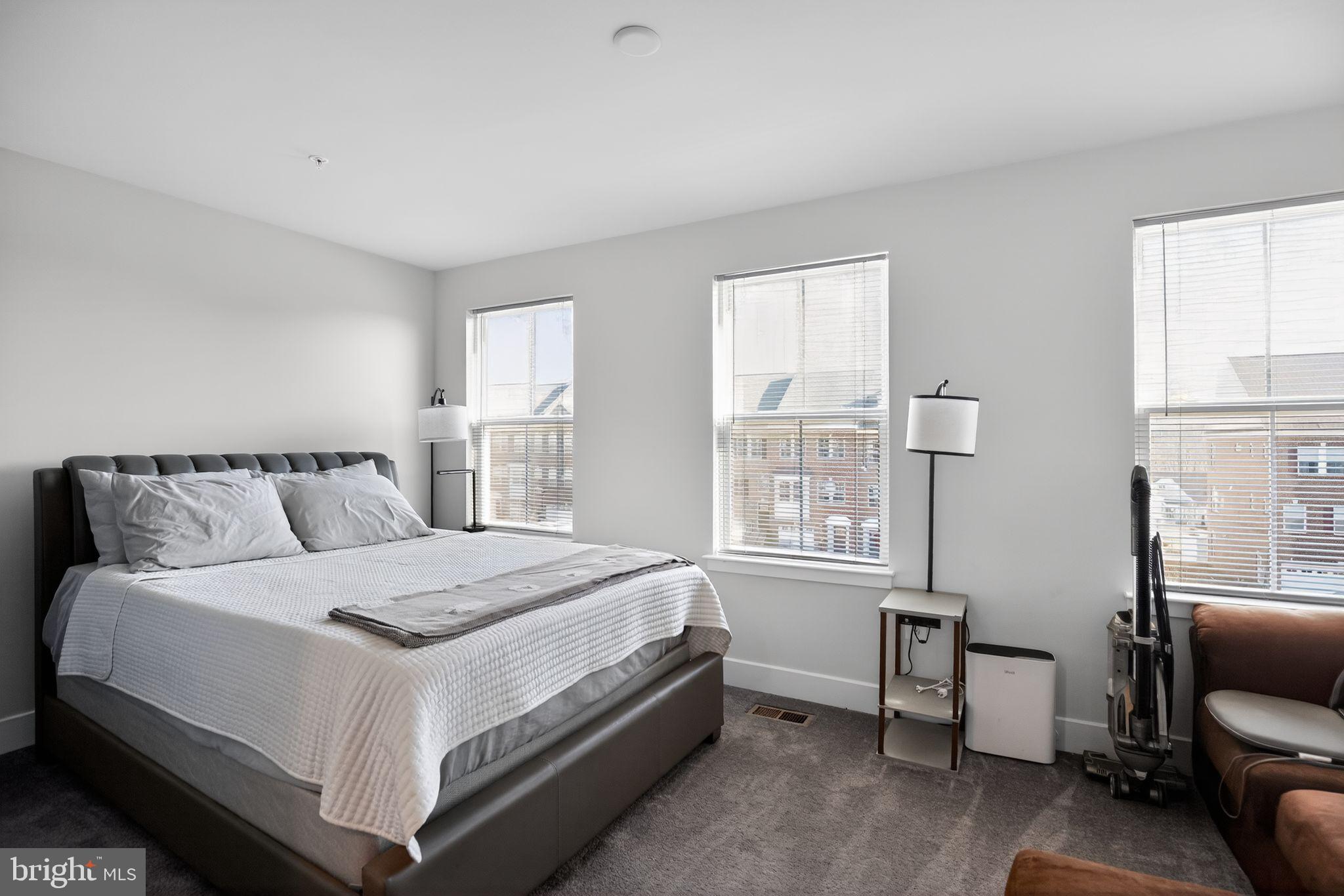 STONEHAVEN - Residential