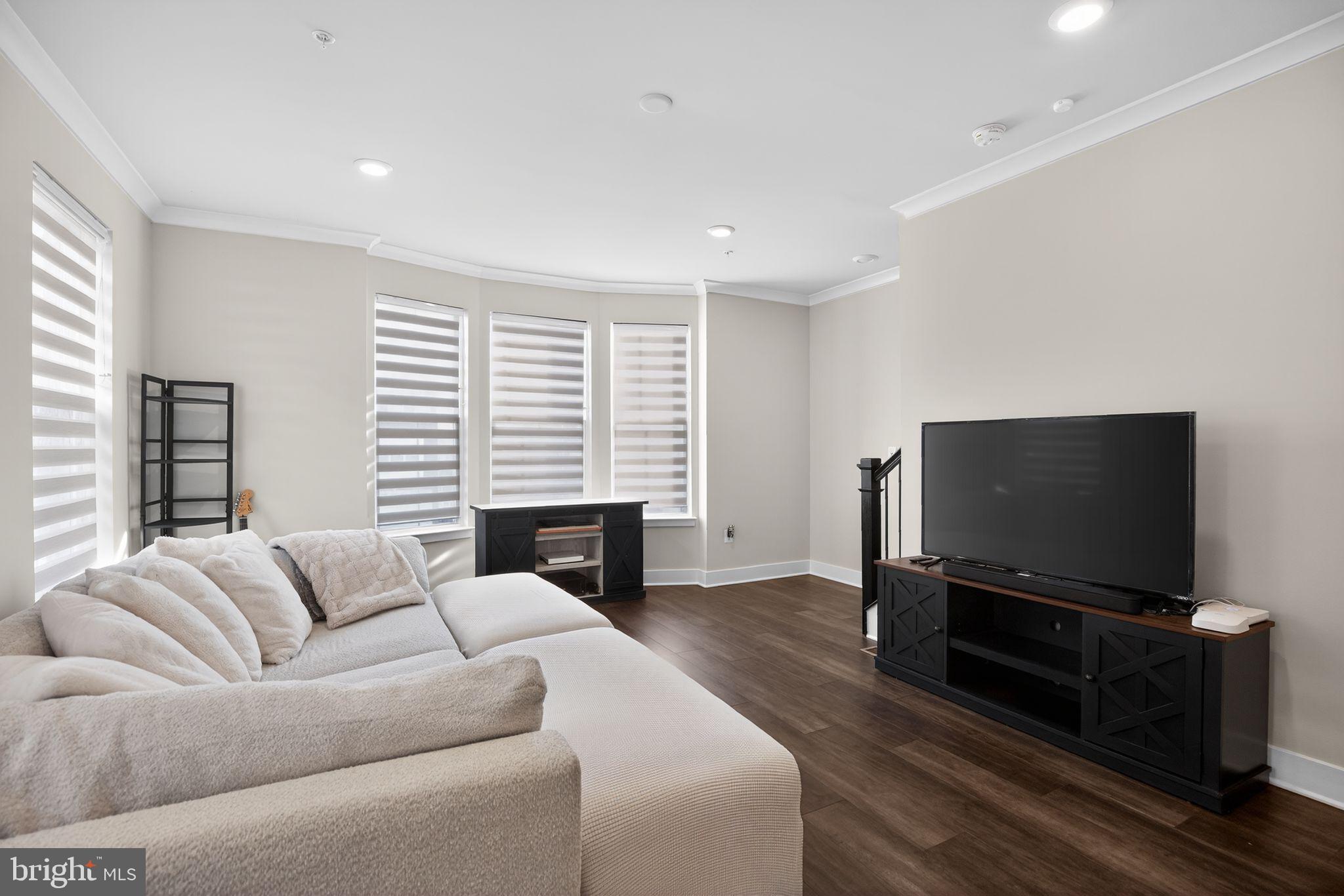 STONEHAVEN - Residential