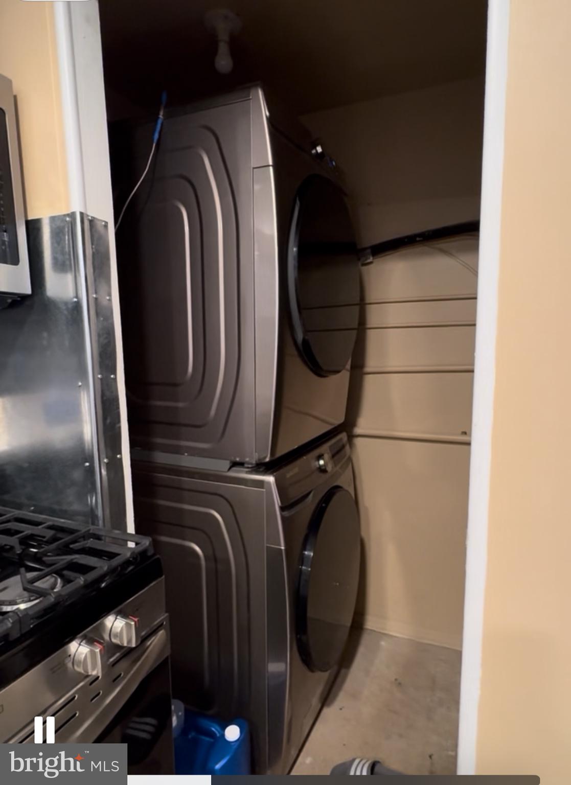 LAKELAND - Residential