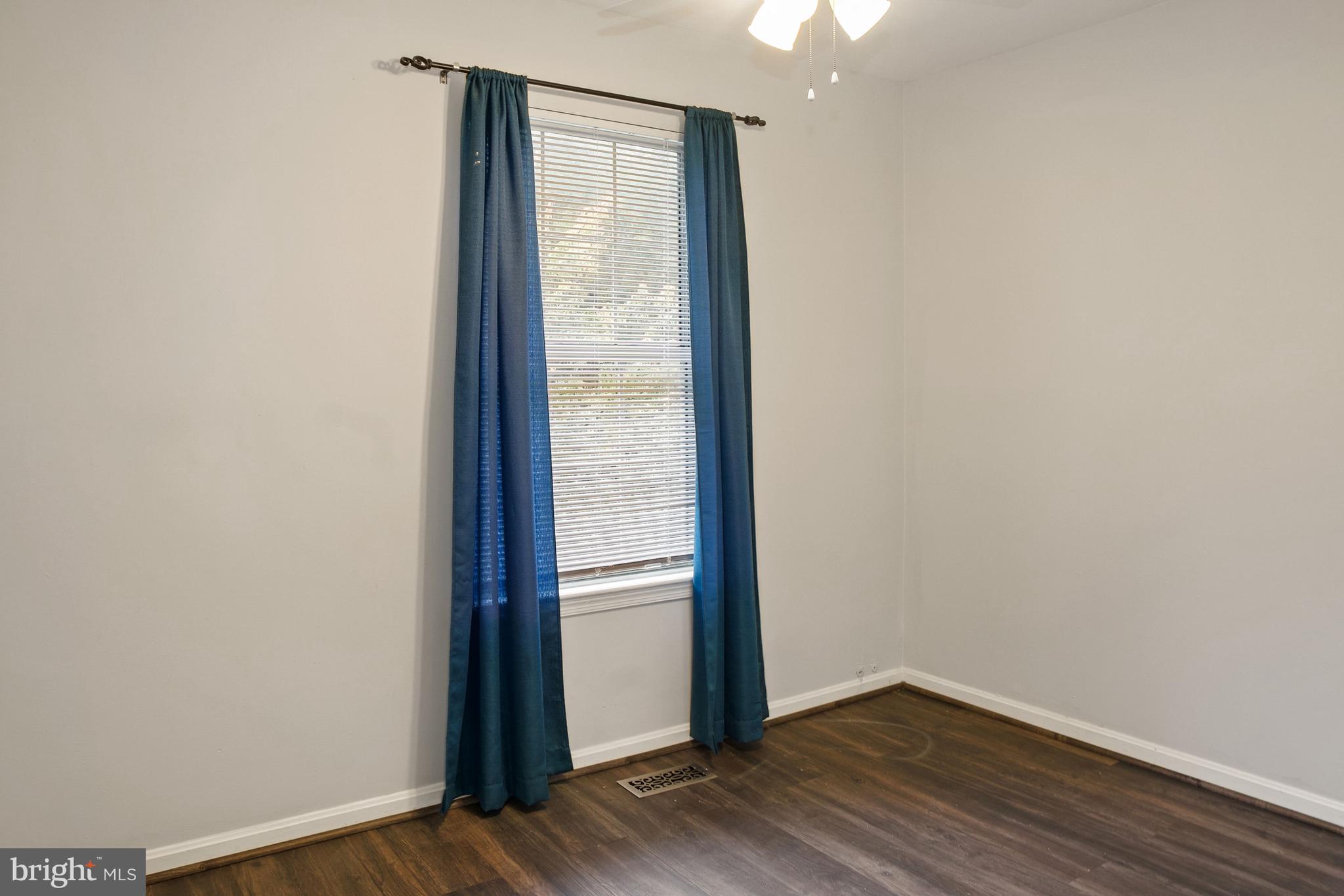 FORESTVILLE PARK - Residential