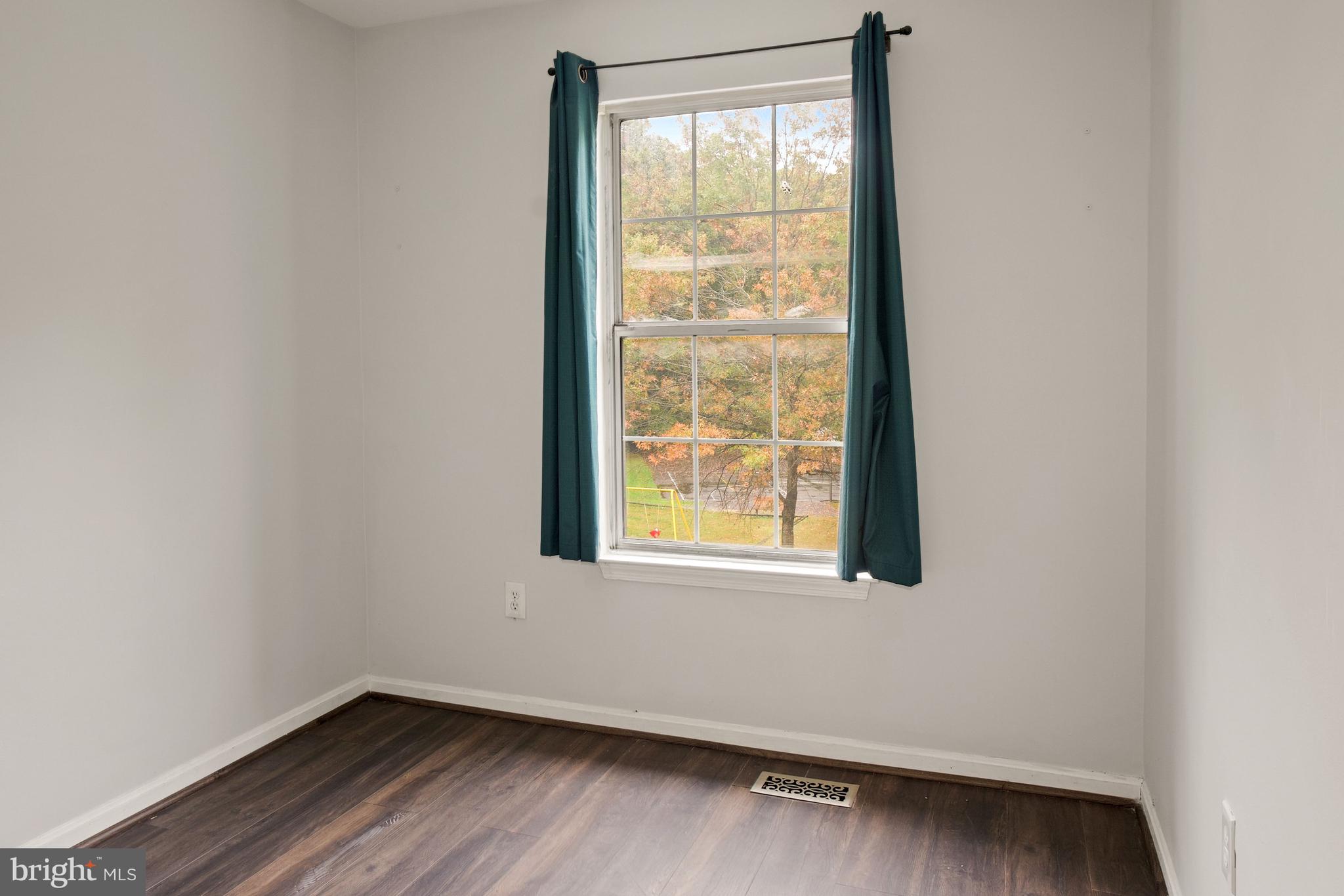 FORESTVILLE PARK - Residential