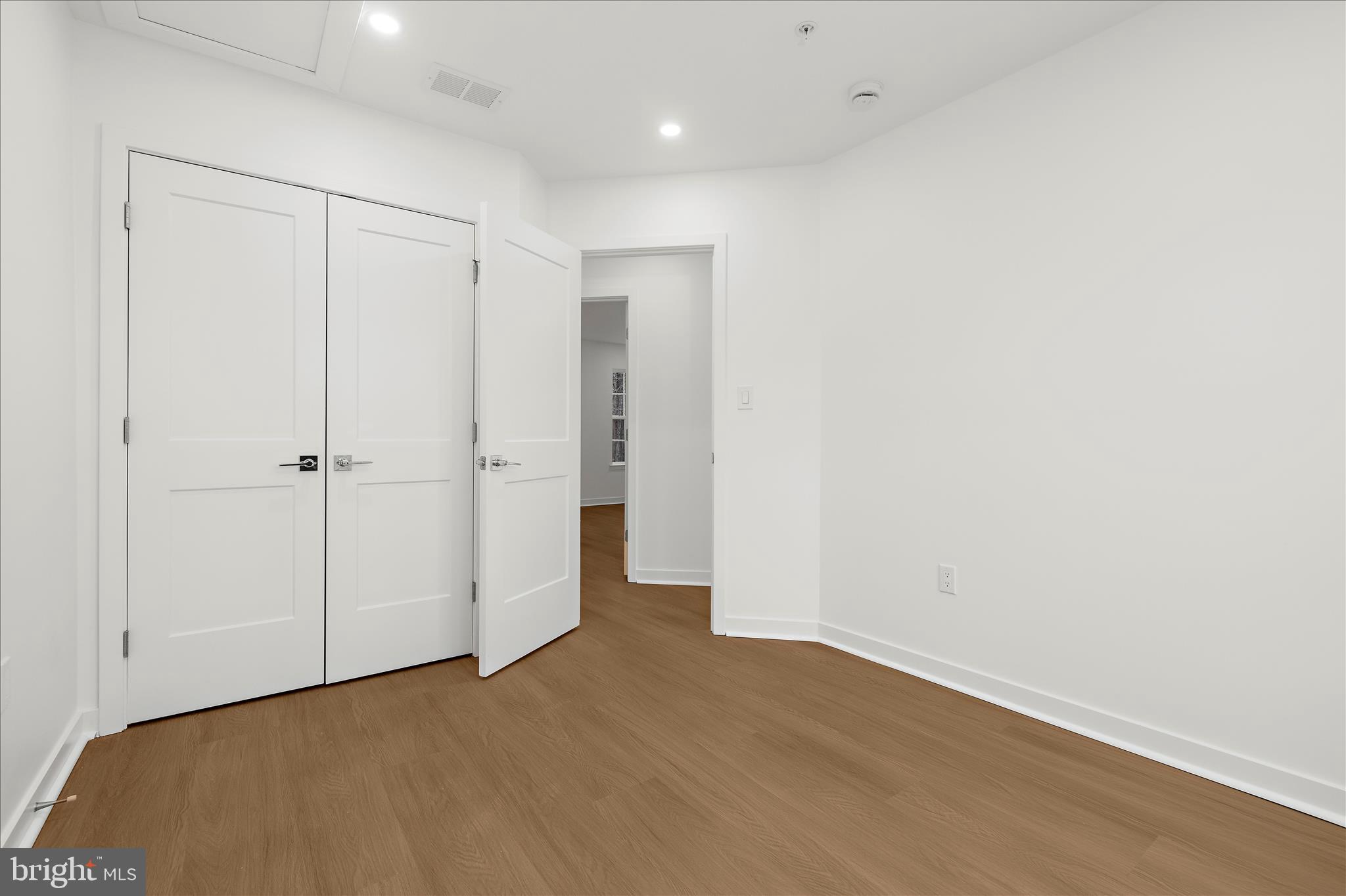 LINCOLN - Residential