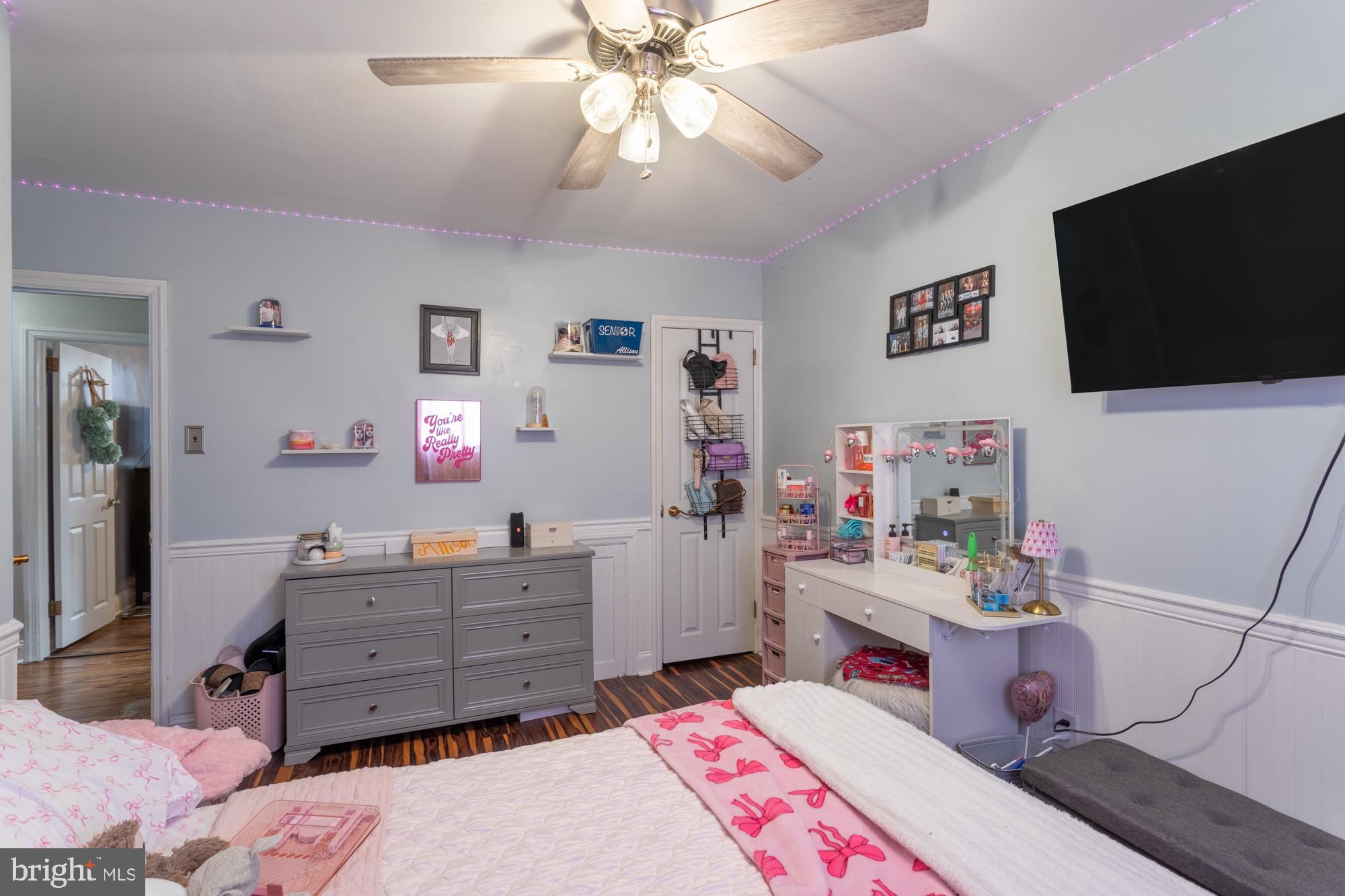 MAYFAIR - Residential