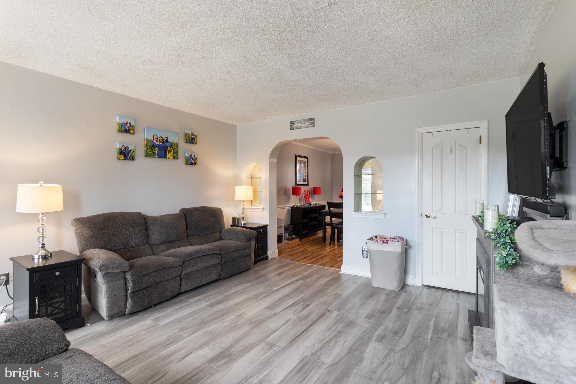 MAYFAIR - Residential