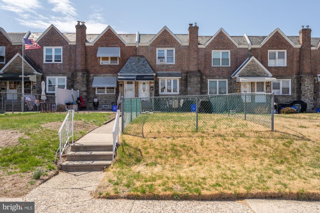 Photo of 3330 Oakmont Street, PHILADELPHIA, PA 19136 (MLS # PAPH2600858)