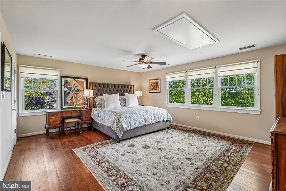WATERFORD MEADOWS - Residential