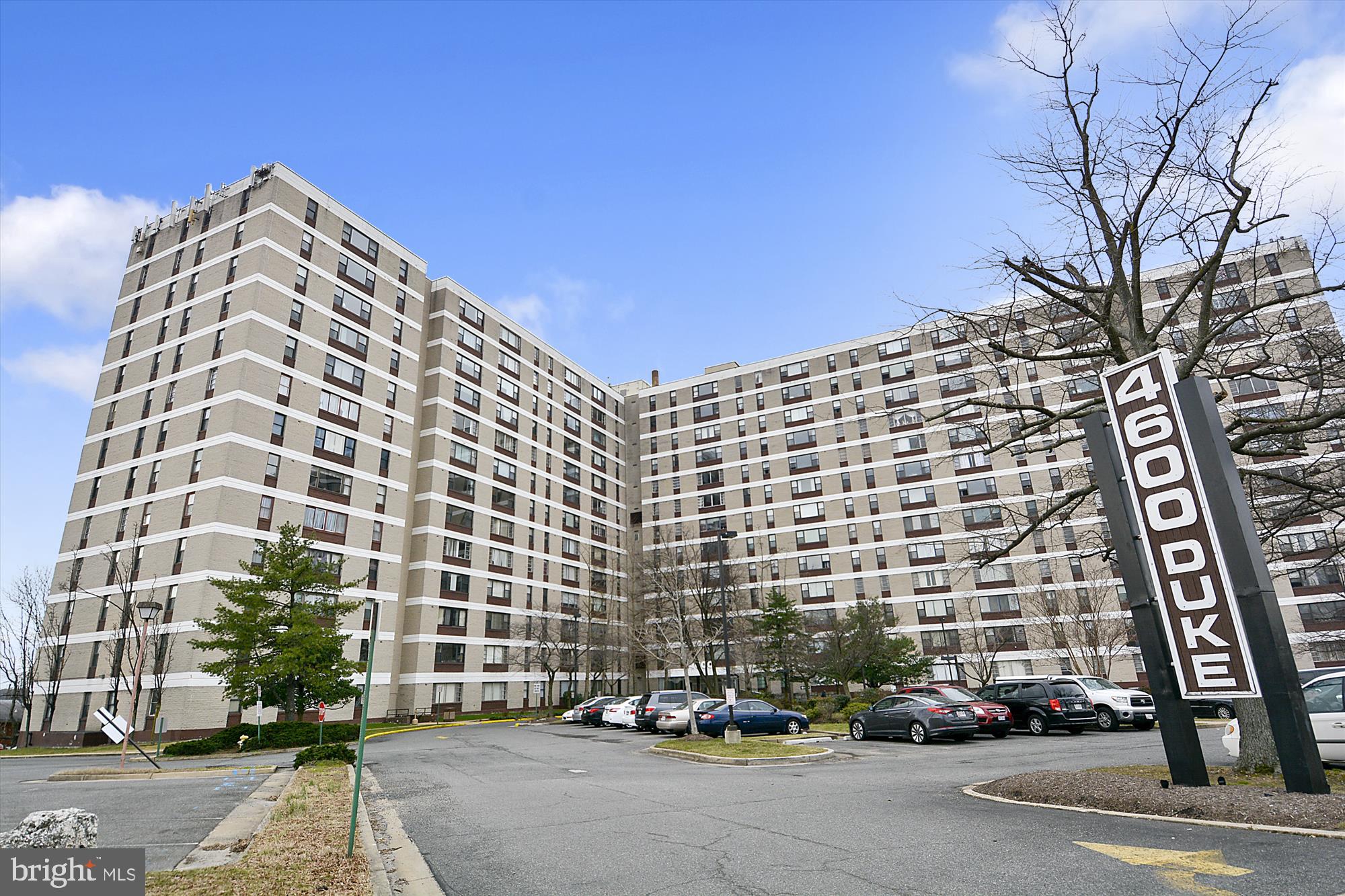 ALL UTILITES INCLUDED!!*Spacious totally updated Alexandria Condo- Great Location and View! Nicely updated 10th floor one bedroom unit features neutral colored paint, gleaming new hardwood flooring, recessed lights, completely updated kitchen and bath and more! The open floor plan allows for lots of natural light and a scenic skyline view from the oversized picture window. Enjoy entertaining guests with the updated stainless steel appliances, gas cooking, and bar with accent lighting that has room enough for four. The generously sized bedroom has a large closet and modern updates. 4600 is a secure and pet friendly building with beautiful renovations. Residents enjoy a game room, community pool, exercise room, 24hr concierge front desk, and a business center. Plenty of un-reserved parking in the lot. Excellent commuter location just a few miles from I-395, I-495, the Pentagon, Old Town- Alexandria, and DCA. Bus stop right out front, a Van Dorn/King St rail station which is 3 miles away. Enjoy local shopping with Fox Chase shopping center located across Duke St. Access local parks a cycling/ running trails just behind the building.
