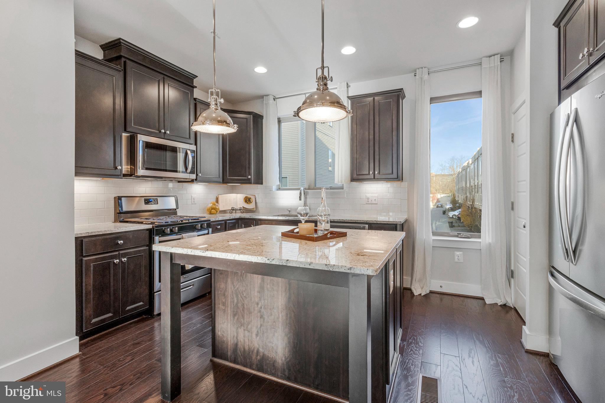 1924 #10 CHAPMAN AVE