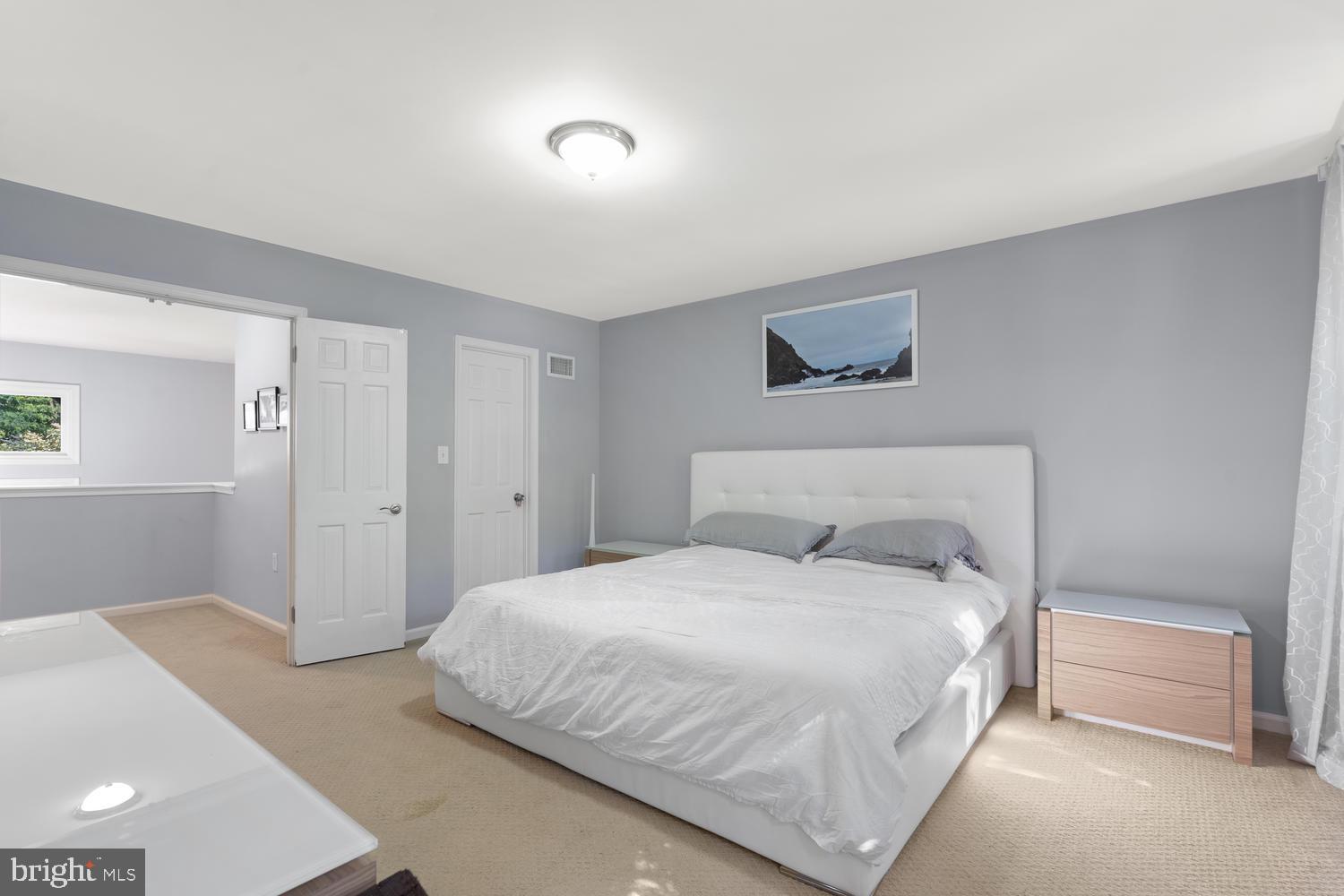 NORBECK ESTATES - Residential