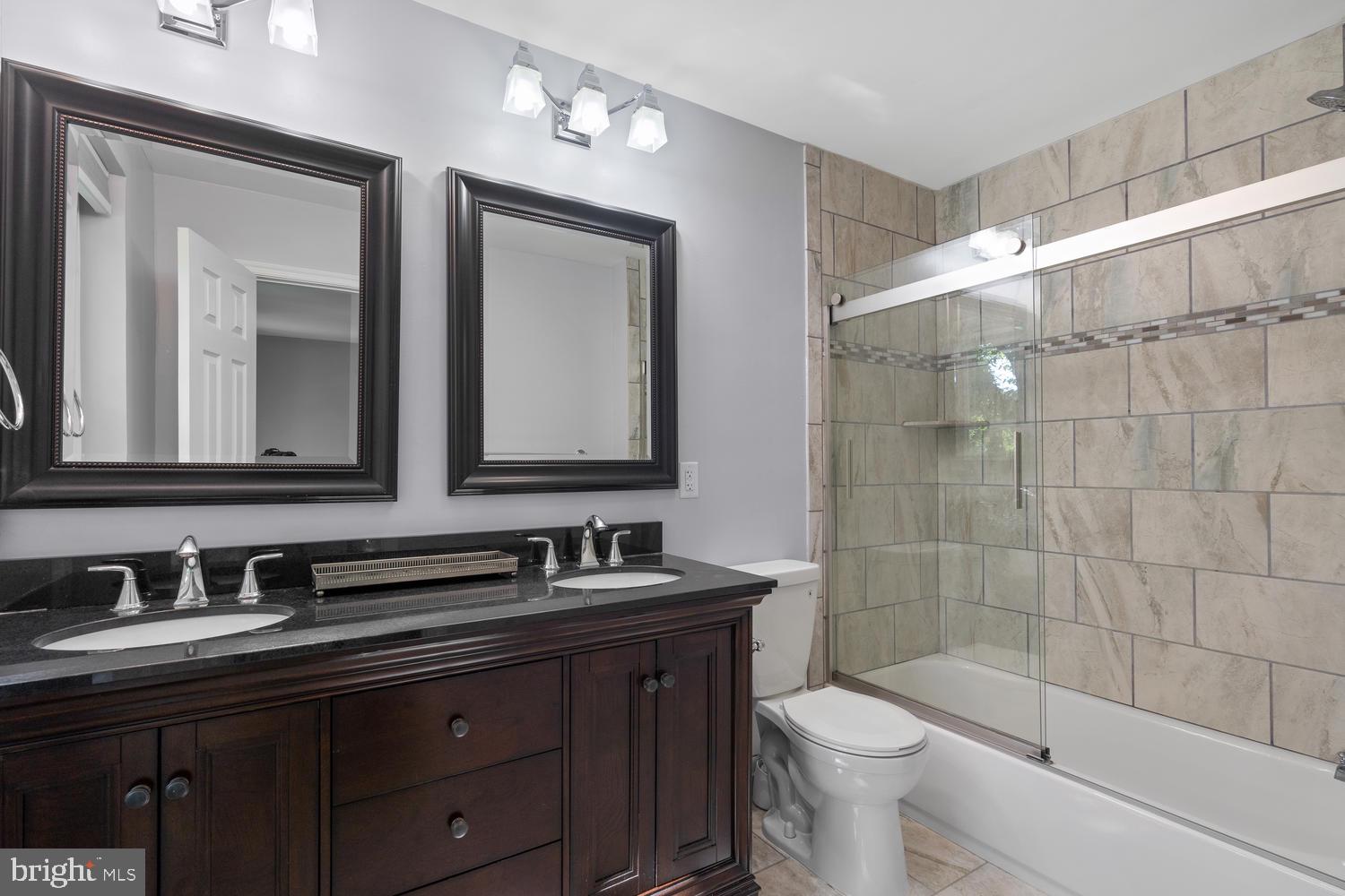 NORBECK ESTATES - Residential