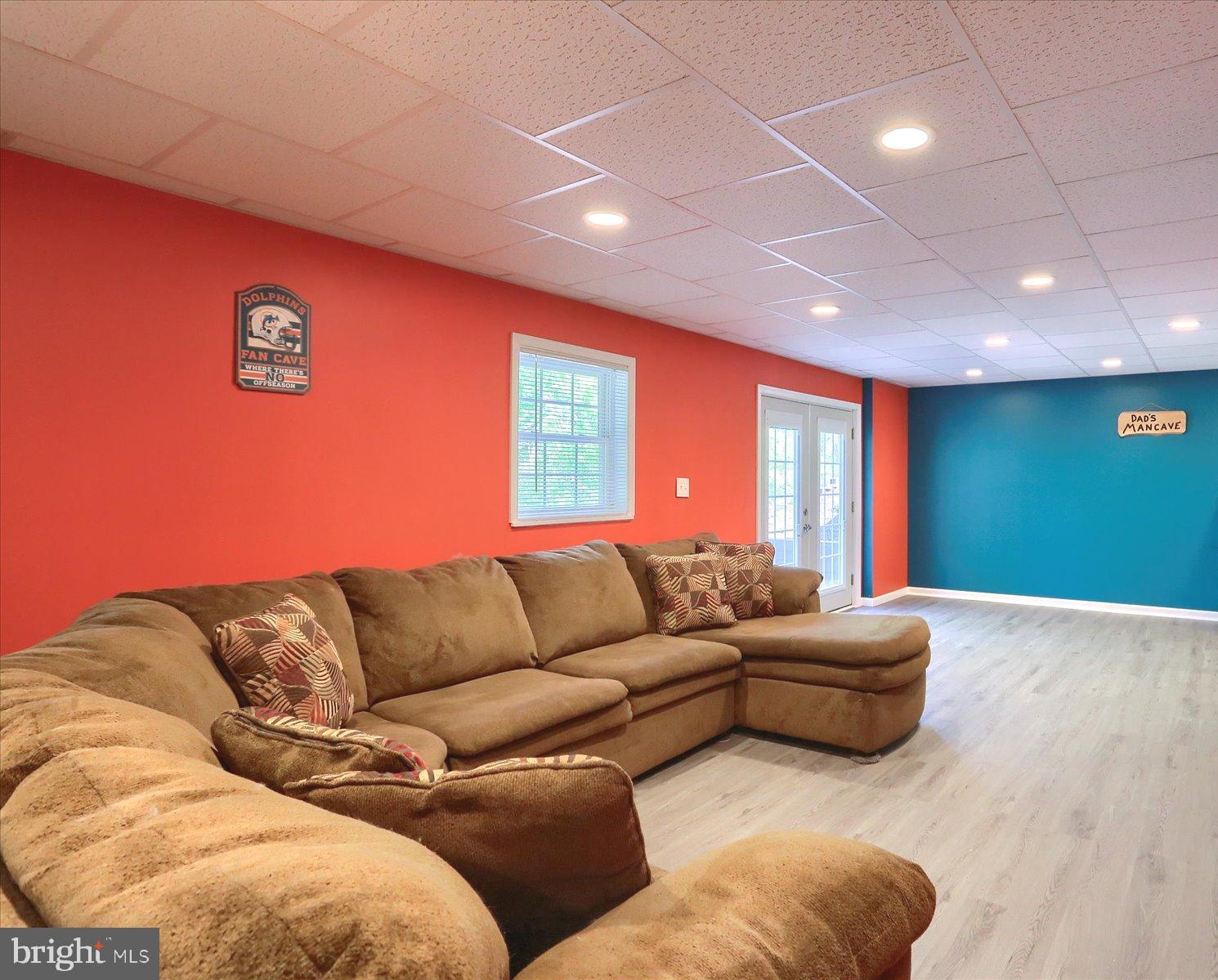 WHITE BIRCH FARMS - Residential