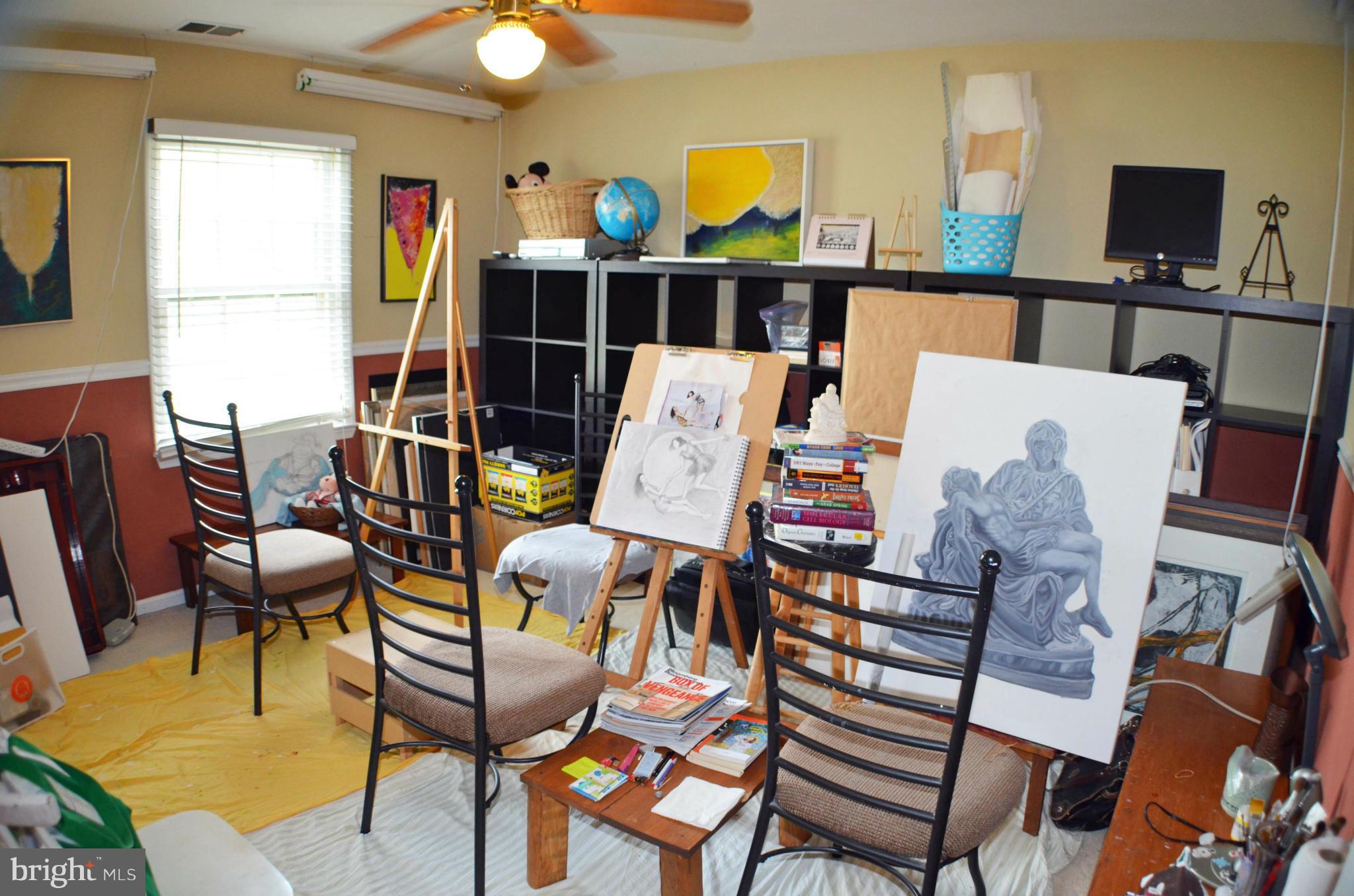 FOX MILL ESTATES - Residential