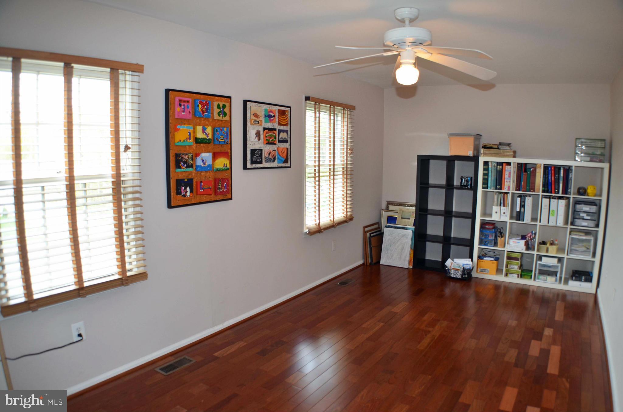 FOX MILL ESTATES - Residential