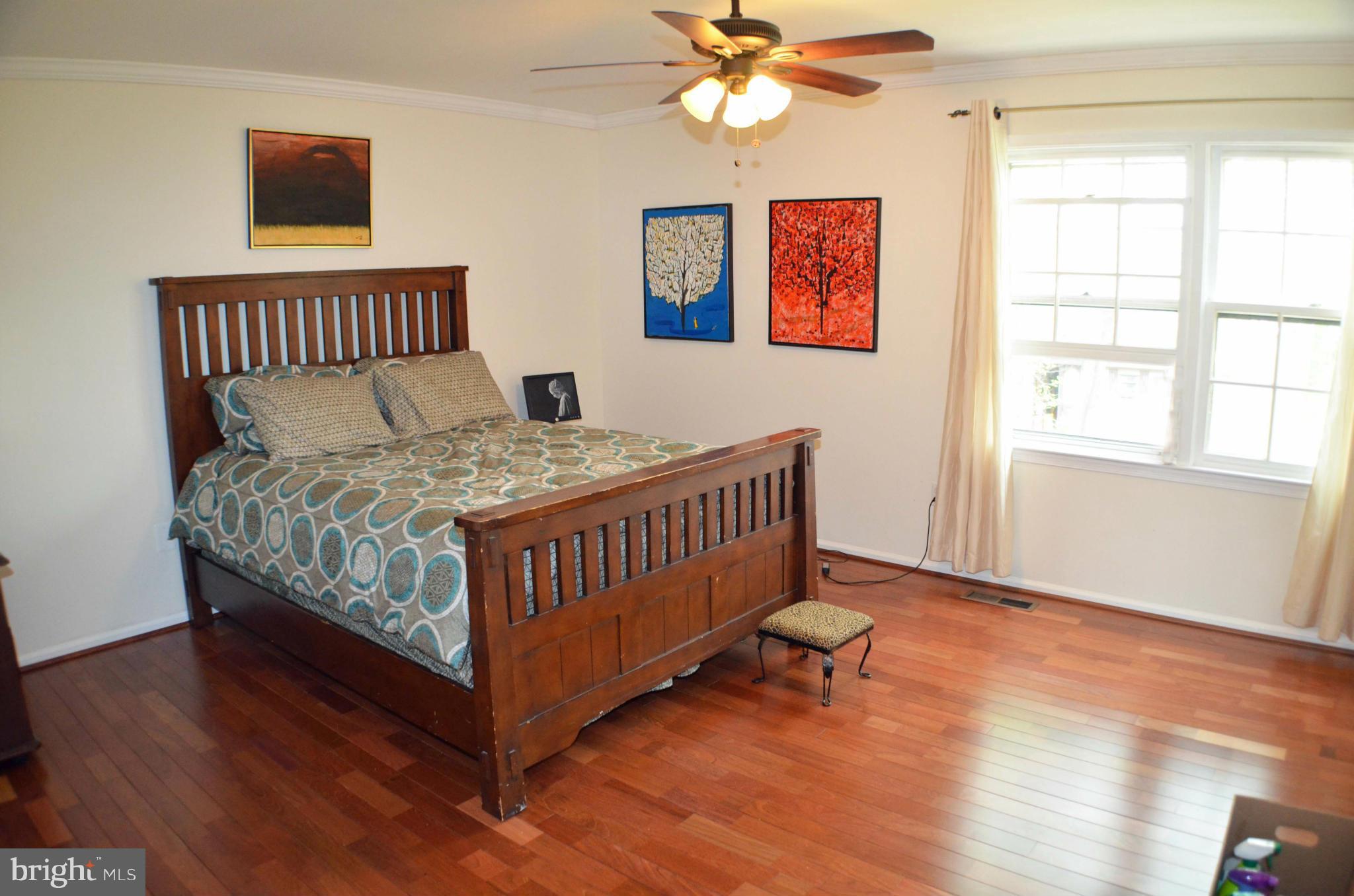 FOX MILL ESTATES - Residential