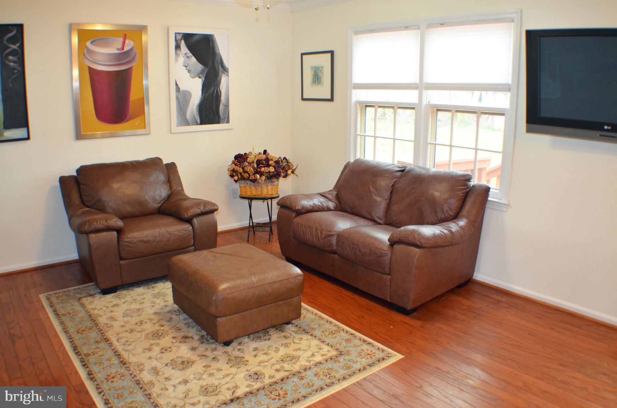 FOX MILL ESTATES - Residential