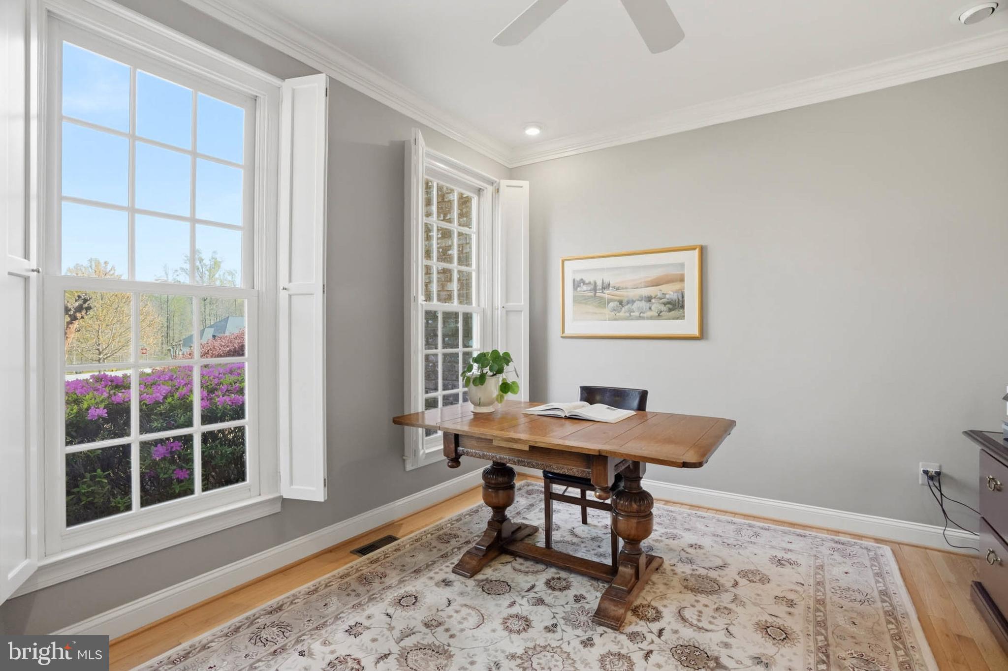 SOUTH RIVER COLONY - Residential