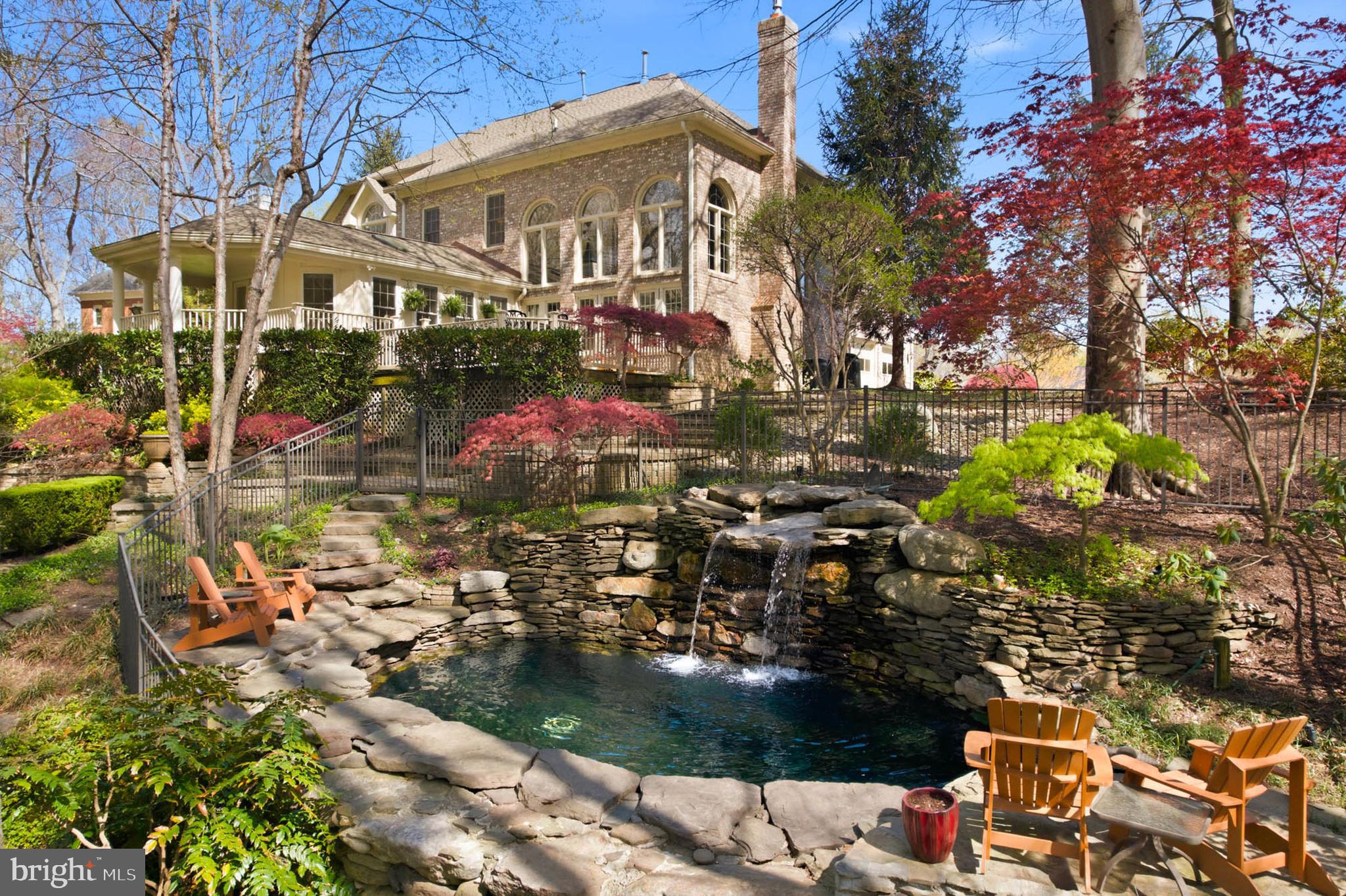 SOUTH RIVER COLONY - Residential