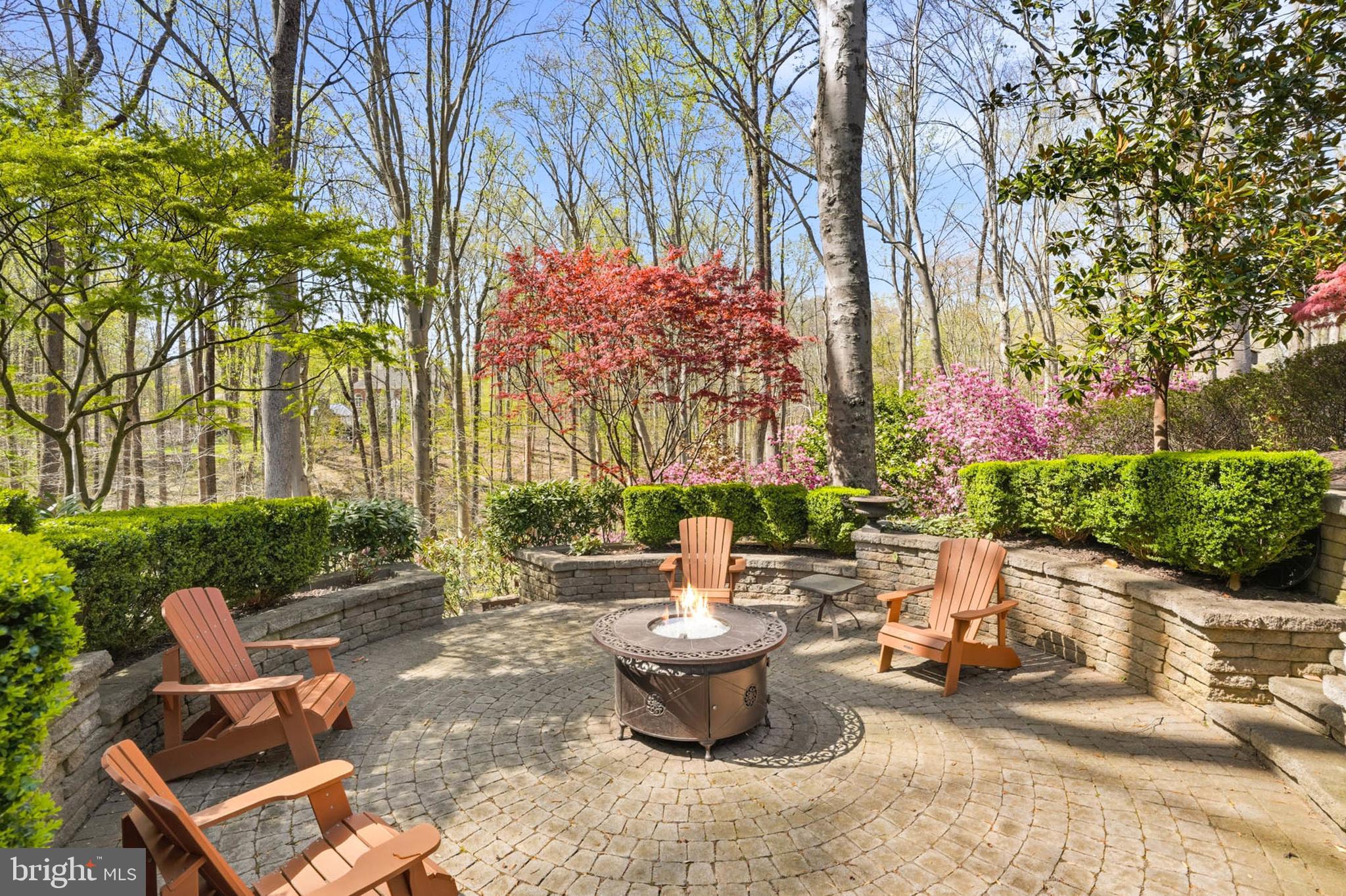 SOUTH RIVER COLONY - Residential