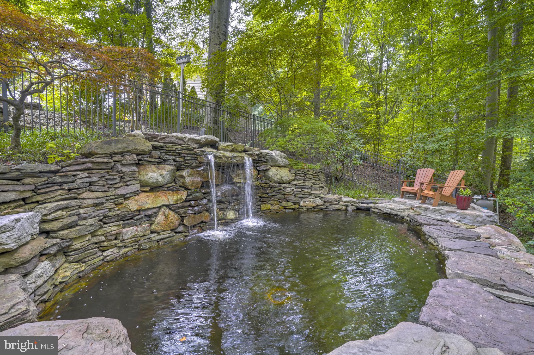 SOUTH RIVER COLONY - Residential