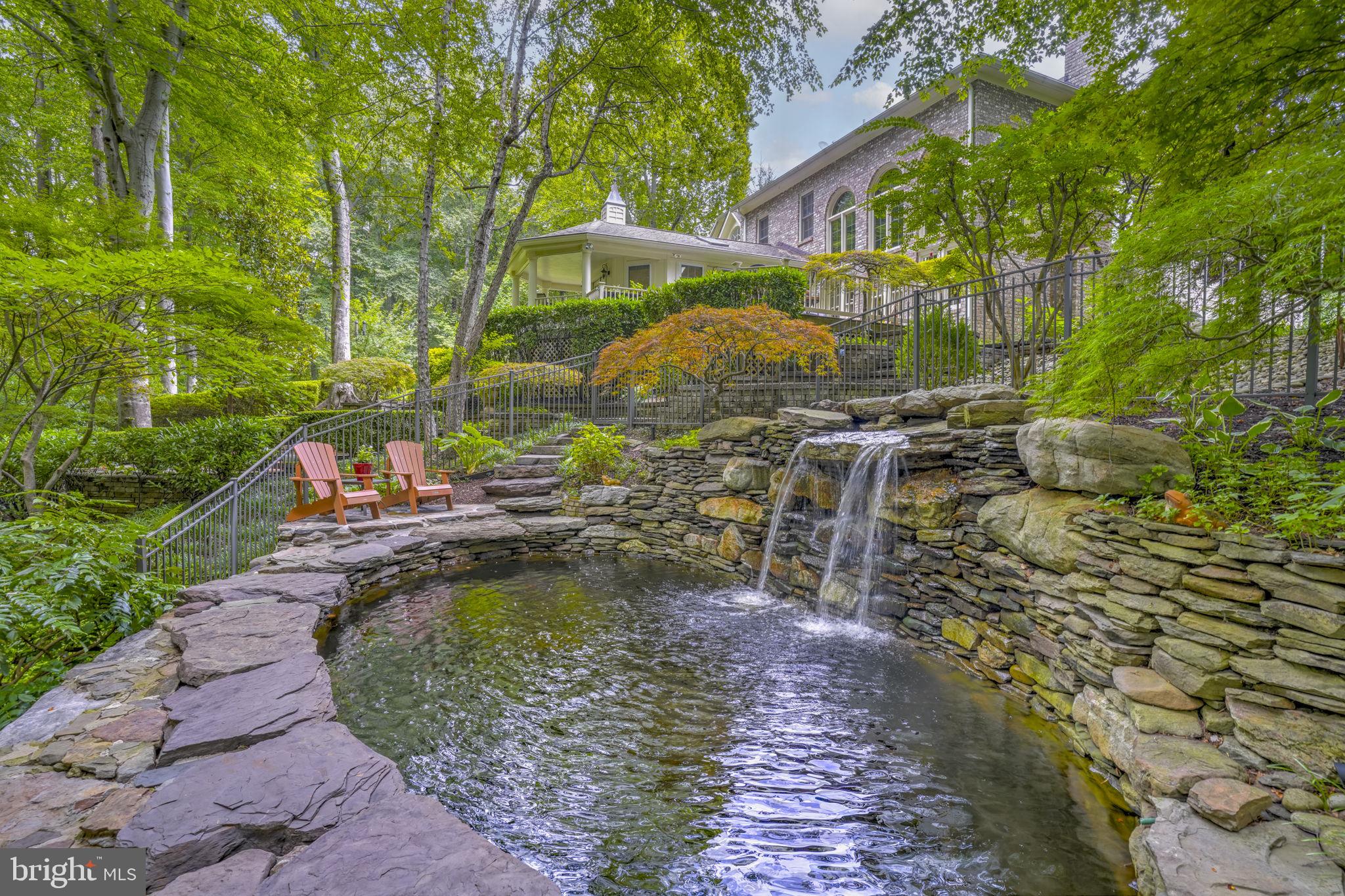 200 BLACK SKIMMER COURT