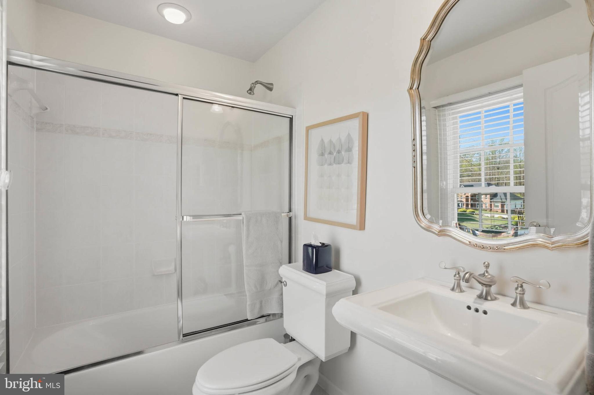 SOUTH RIVER COLONY - Residential