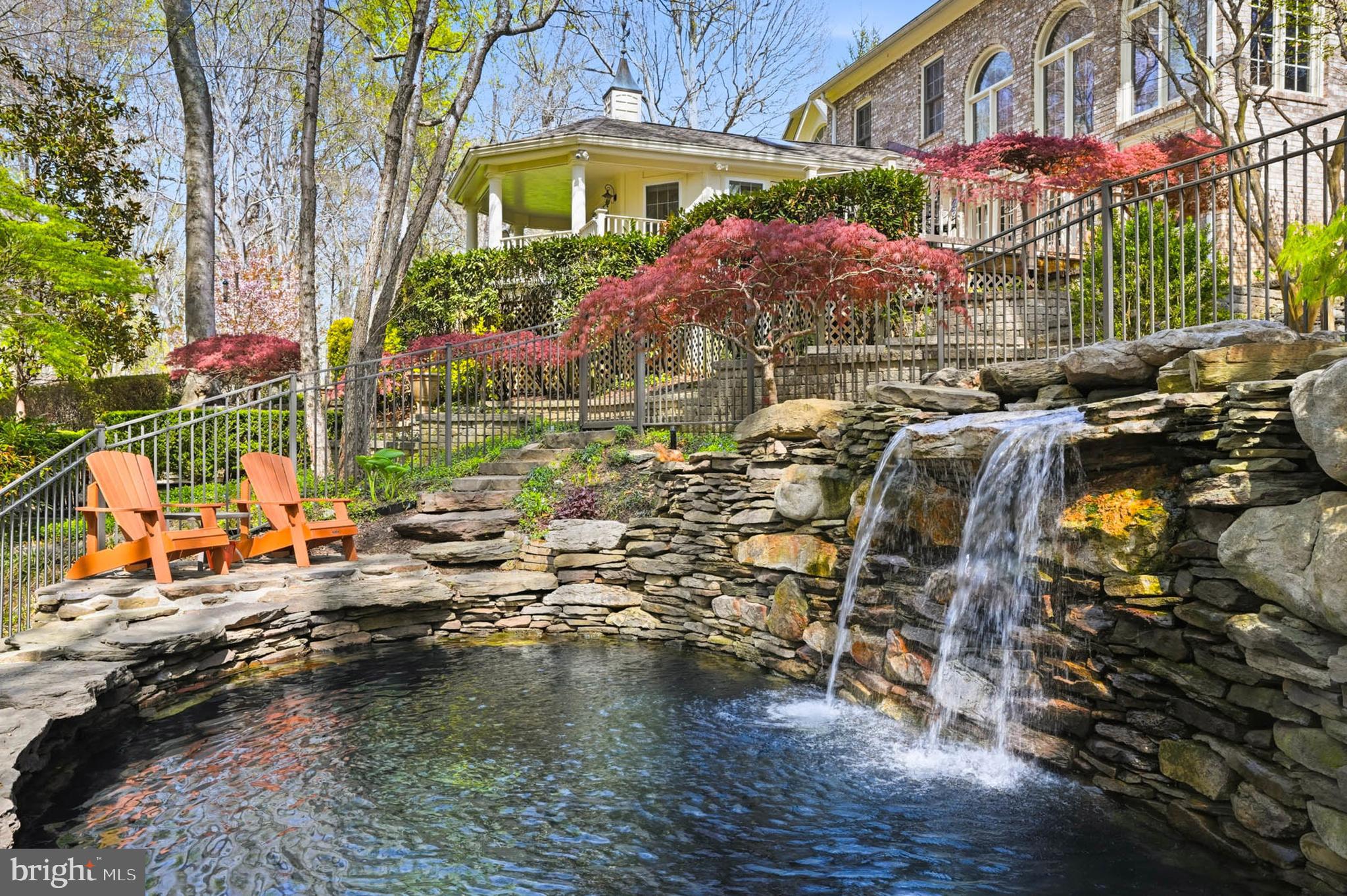 SOUTH RIVER COLONY - Residential