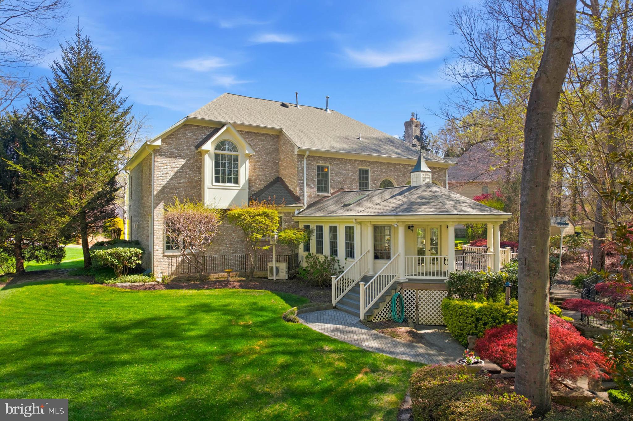 SOUTH RIVER COLONY - Residential