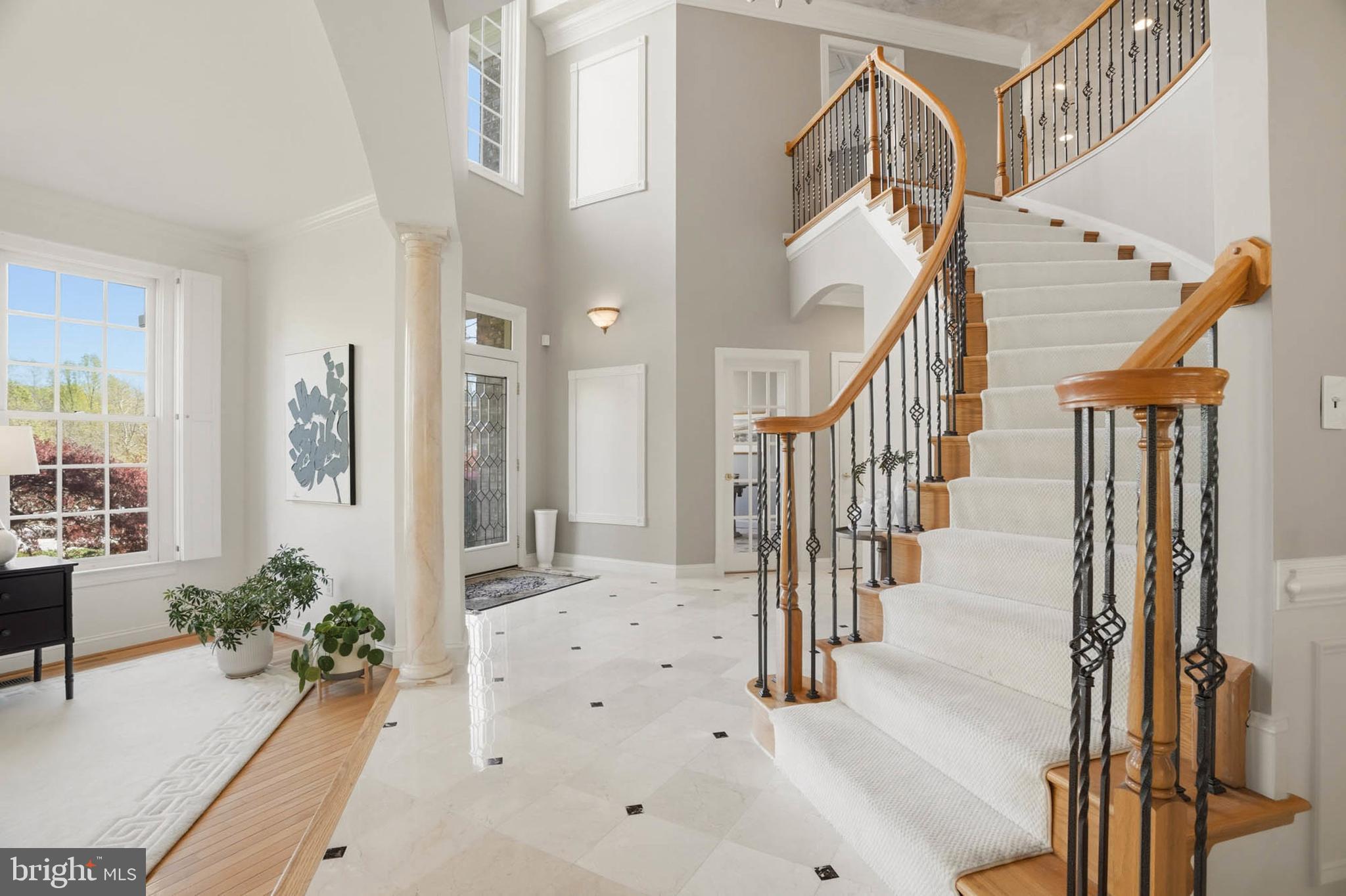 SOUTH RIVER COLONY - Residential