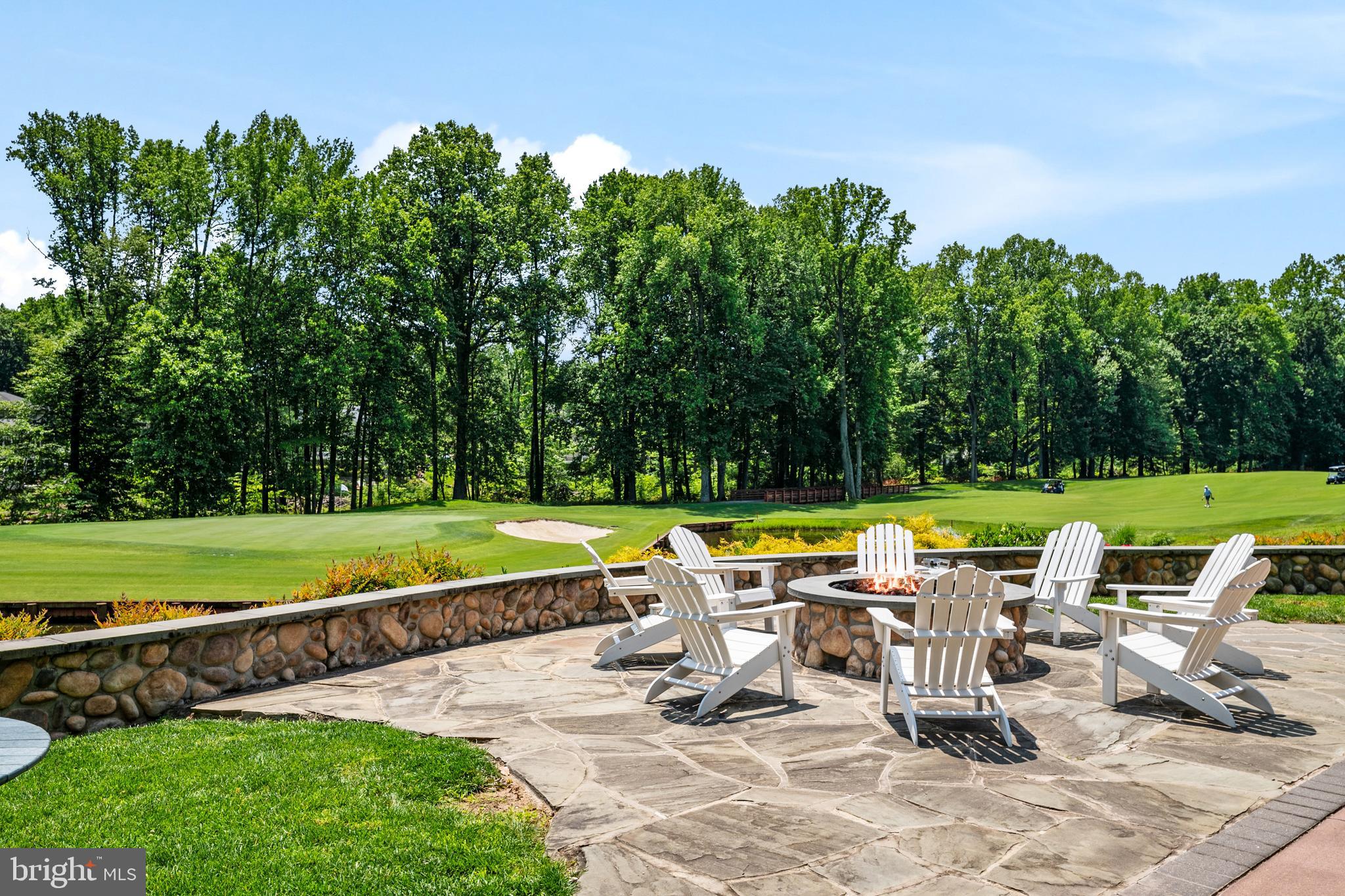 SOUTH RIVER COLONY - Residential