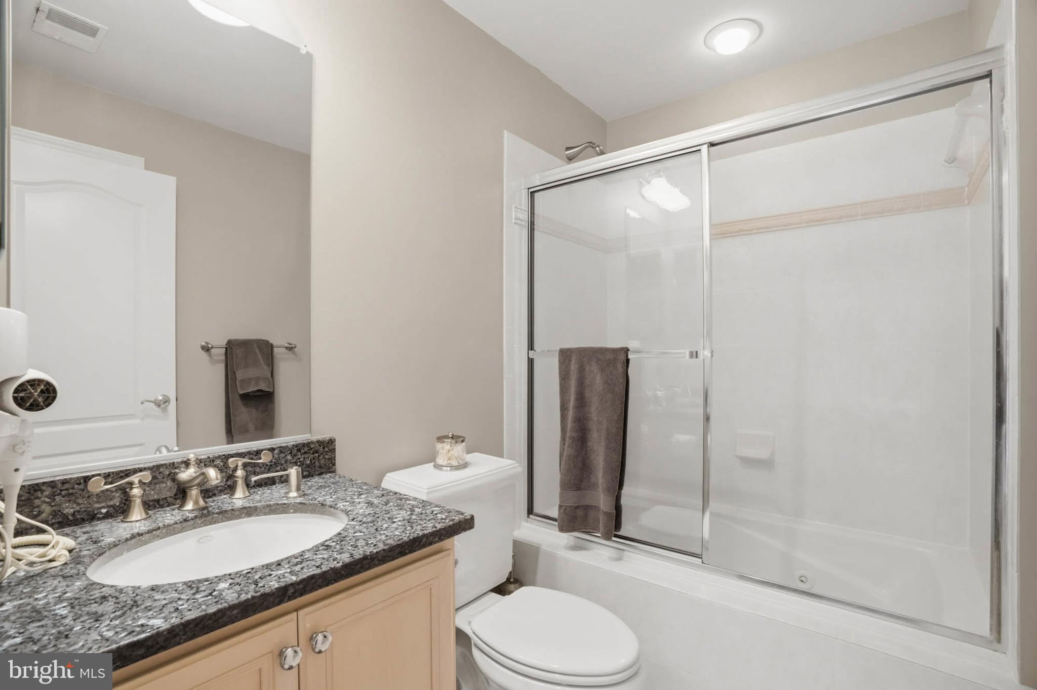 SOUTH RIVER COLONY - Residential