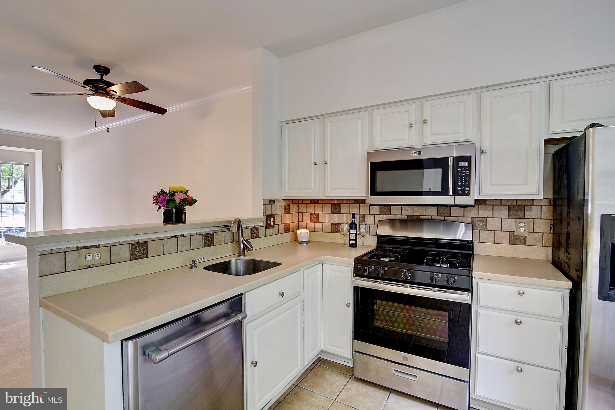 MONTCLAIR MEWS - Residential