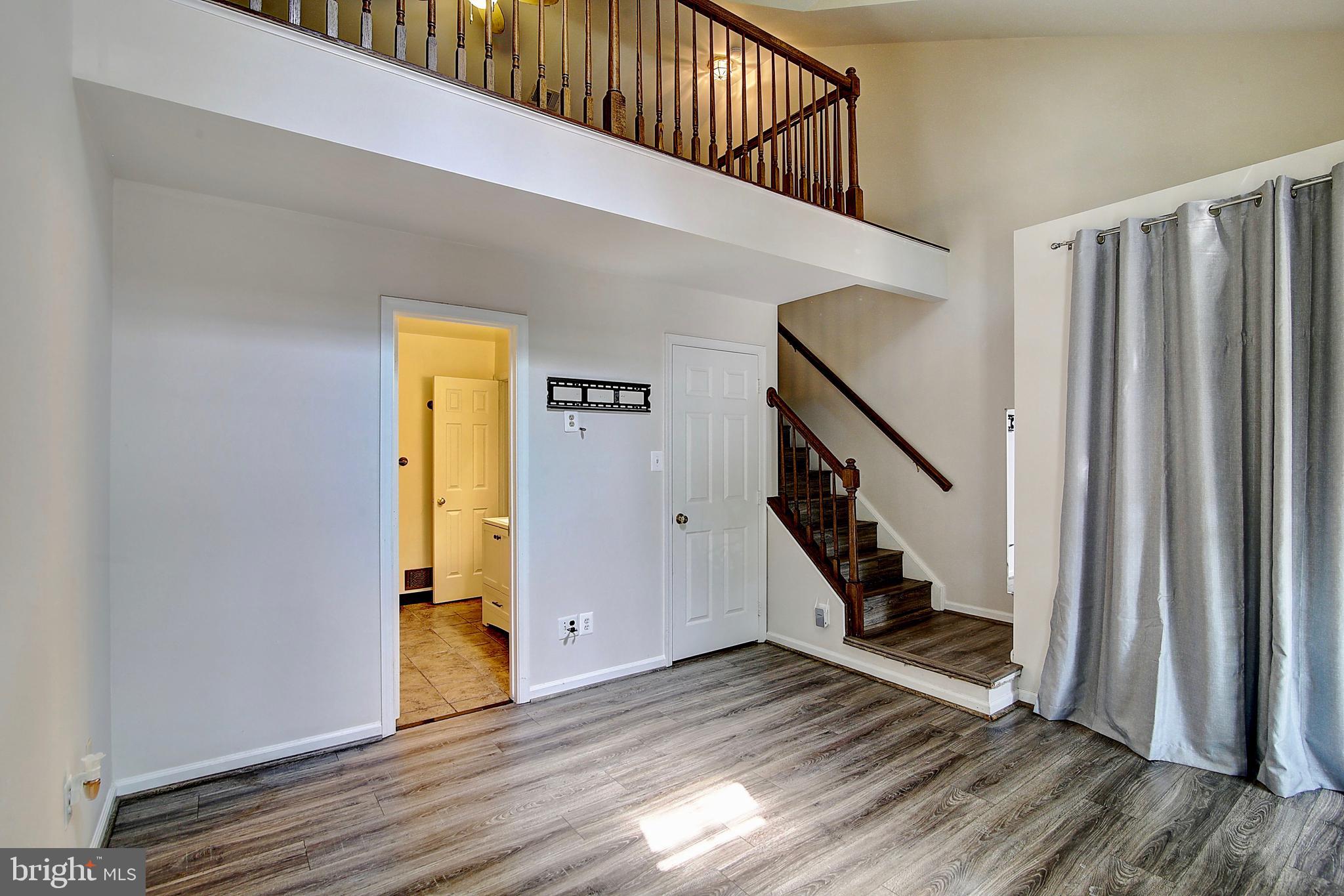 MONTCLAIR MEWS - Residential