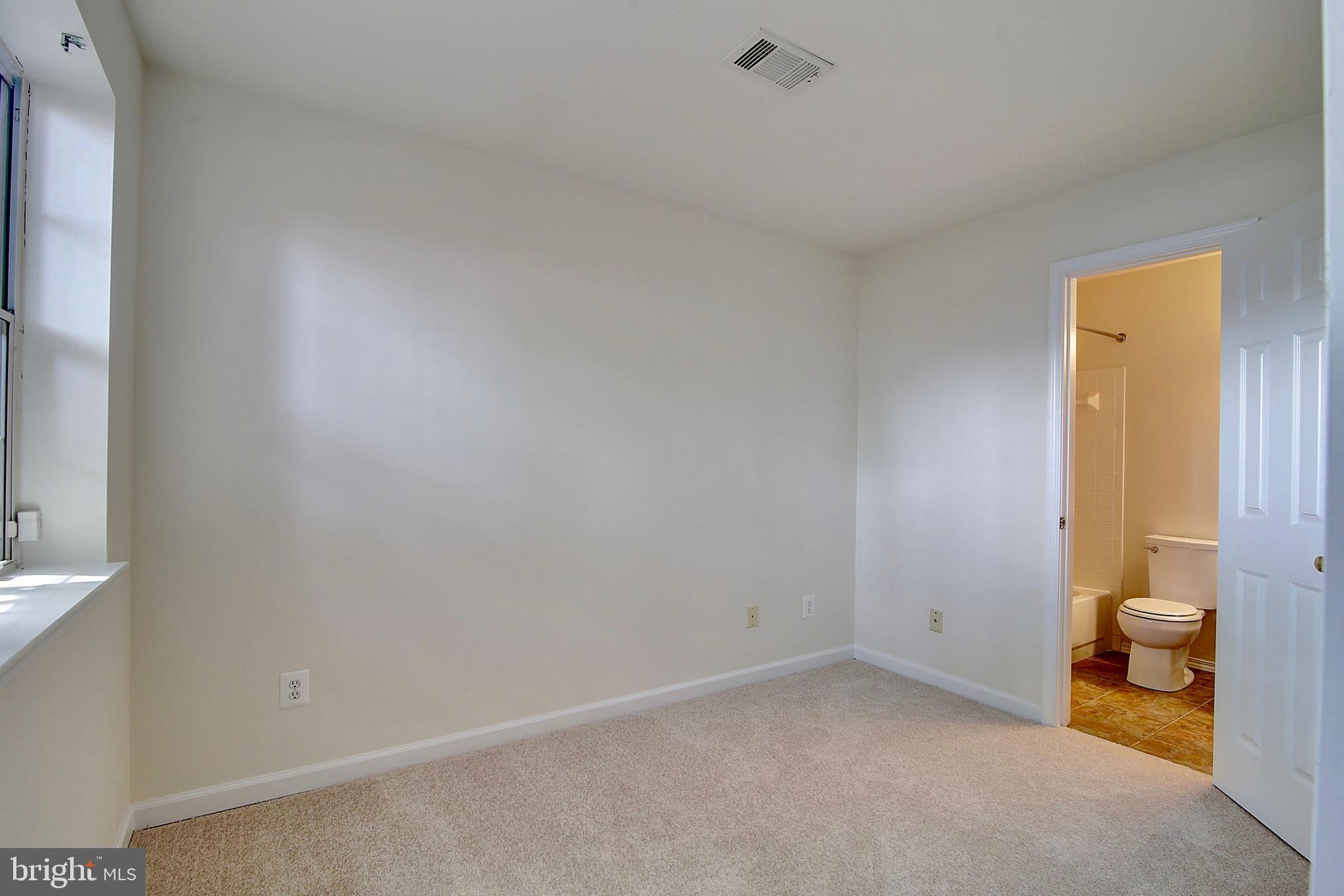 MONTCLAIR MEWS - Residential