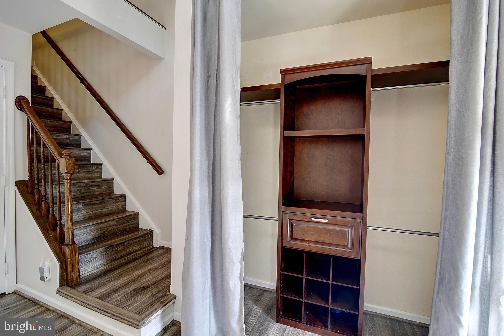 MONTCLAIR MEWS - Residential