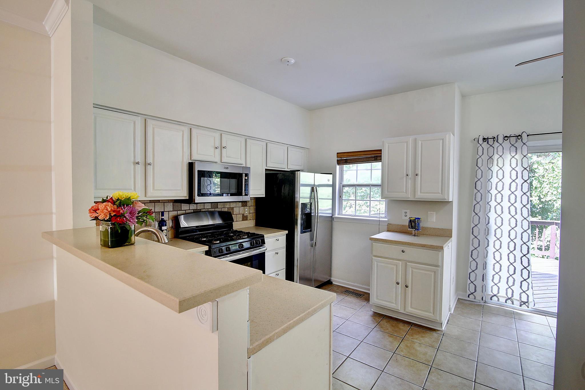 MONTCLAIR MEWS - Residential