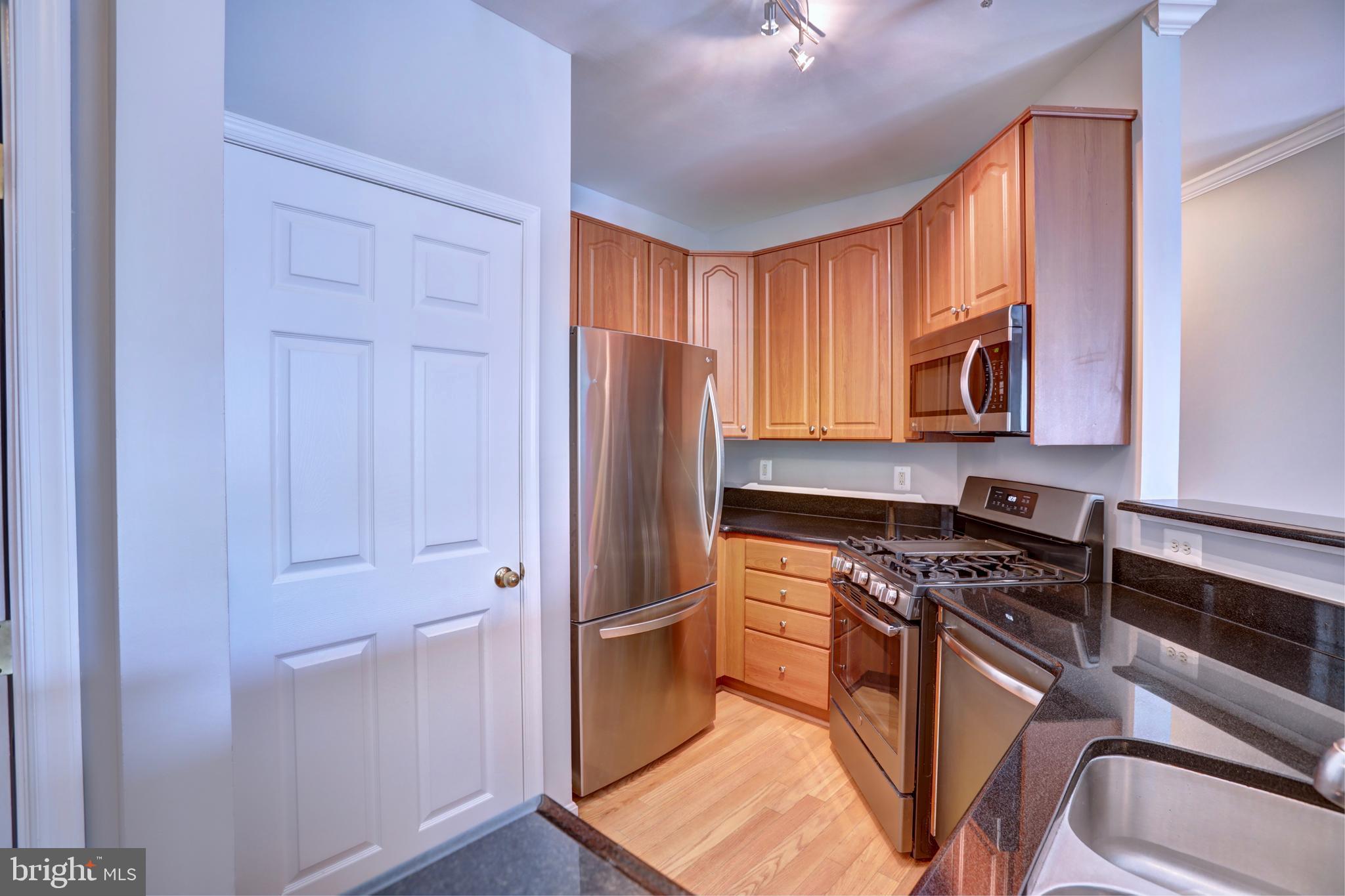 CHRISTOPHER AT CEDAR LAKES - Residential