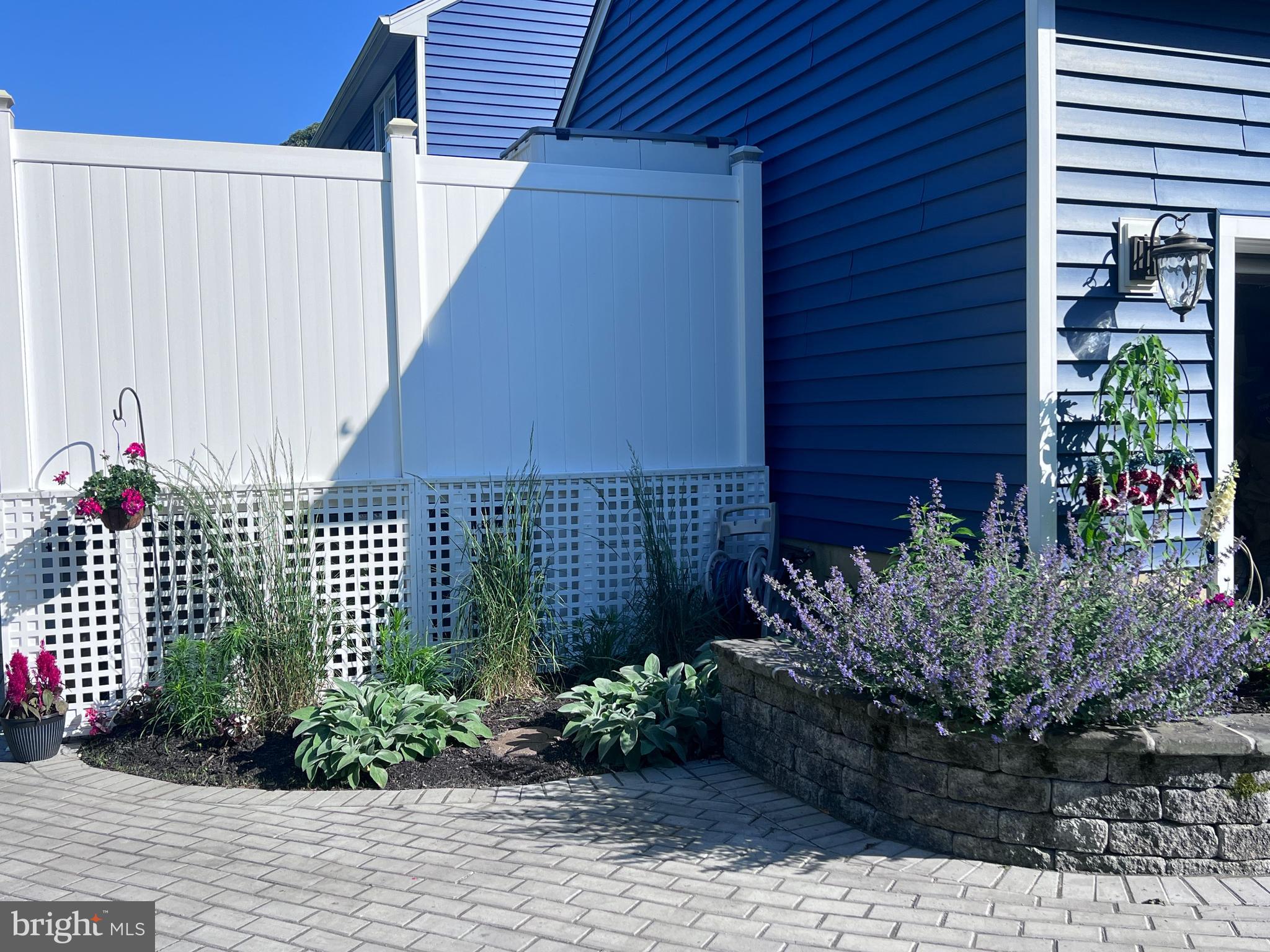 ULMSTEAD ESTATES - Residential