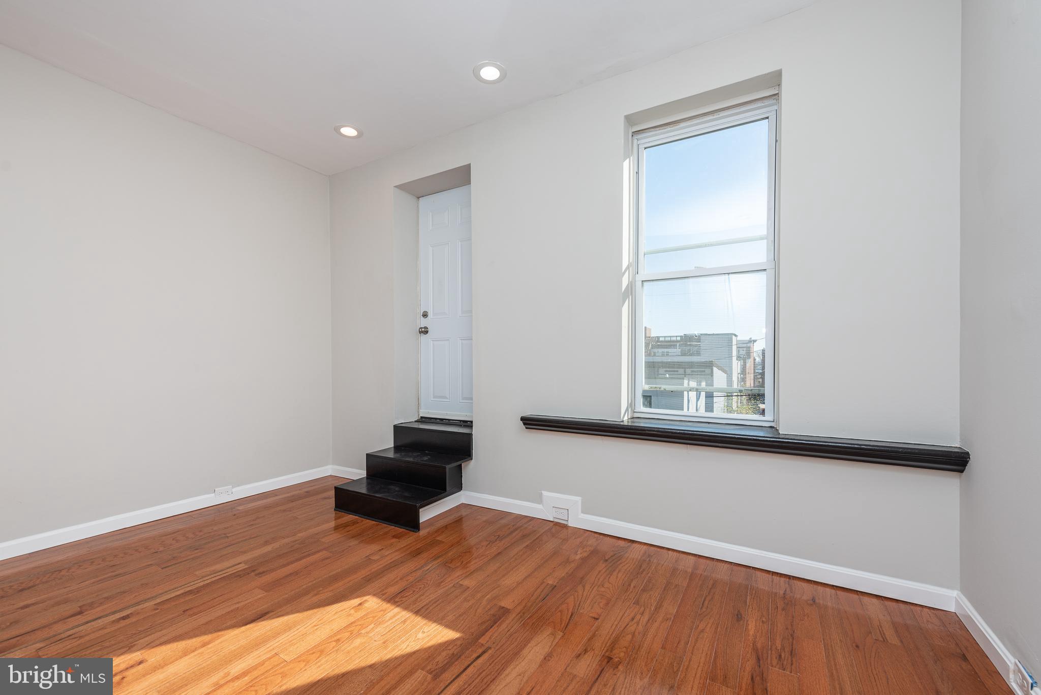 BUTCHER'S HILL - Residential