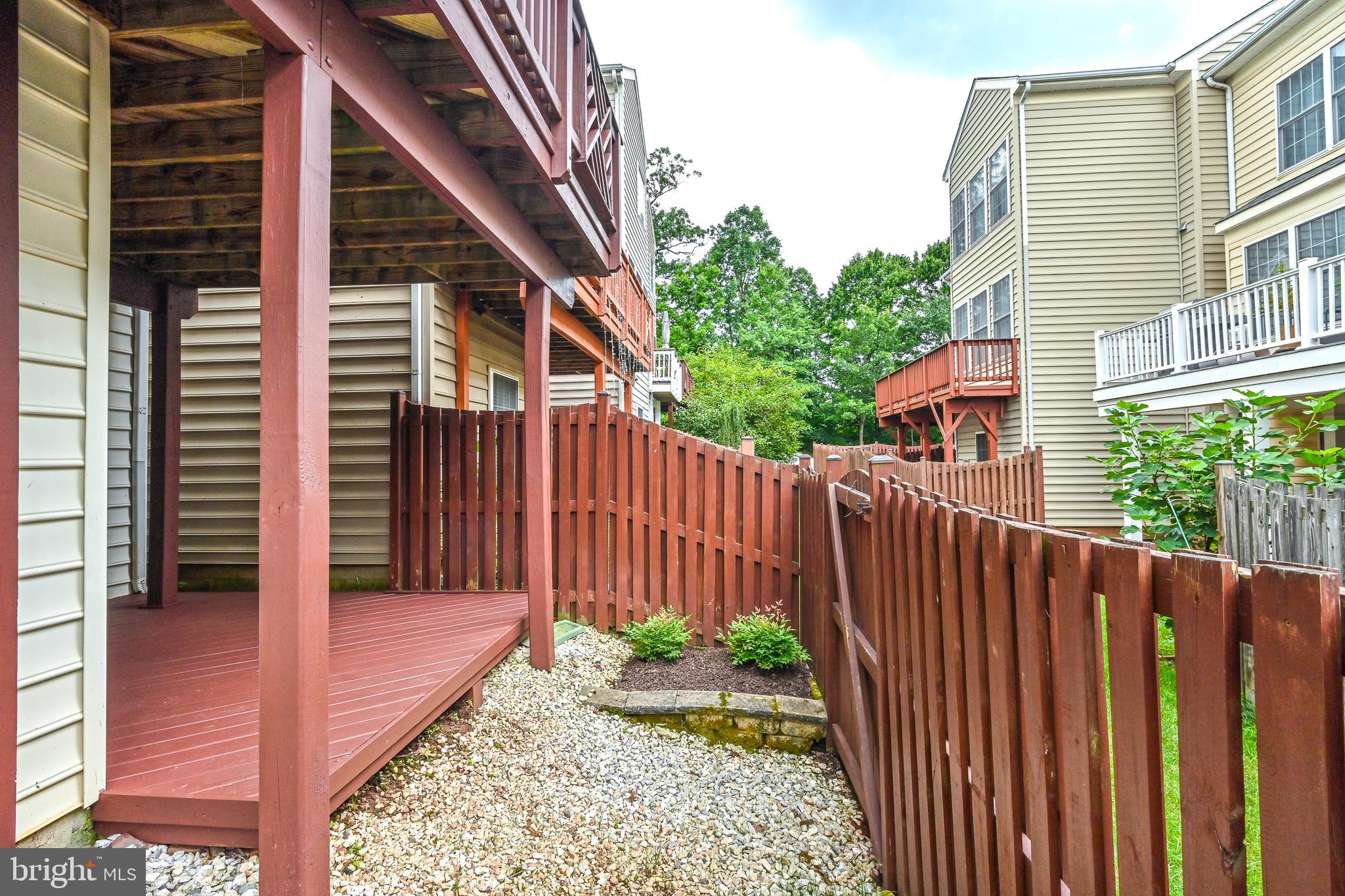 WILLOW OAKS AT FAIR LAKES - Residential Lease